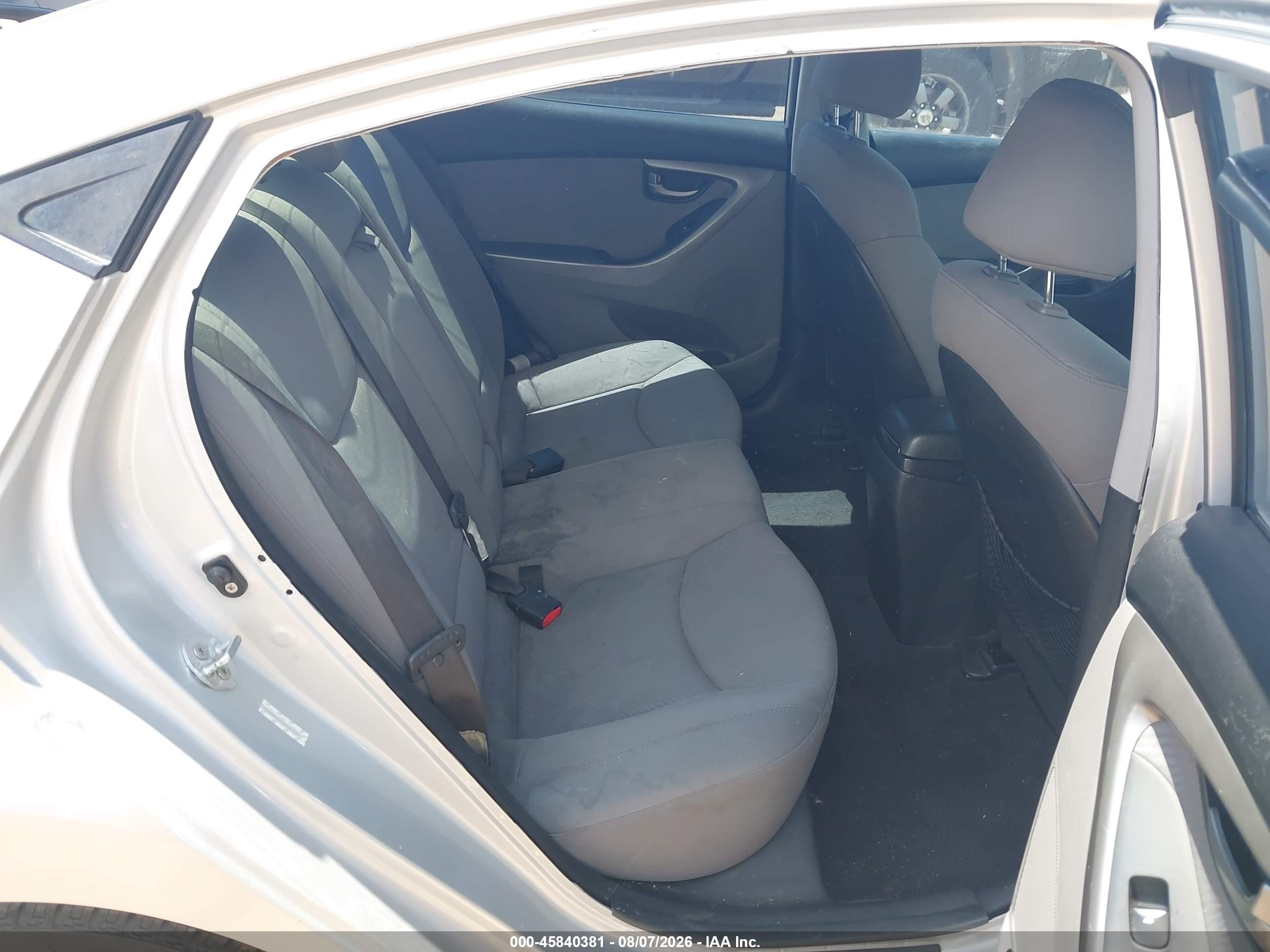 2012 Hyundai Elantra Gls (ulsan Plant) Silver vin: KMHDH4AE7CU341335