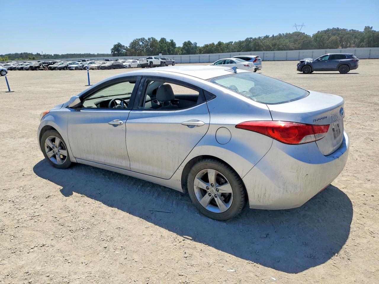 2012 Hyundai Elantra Gl Silver vin: KMHDH4AE7CU349435
