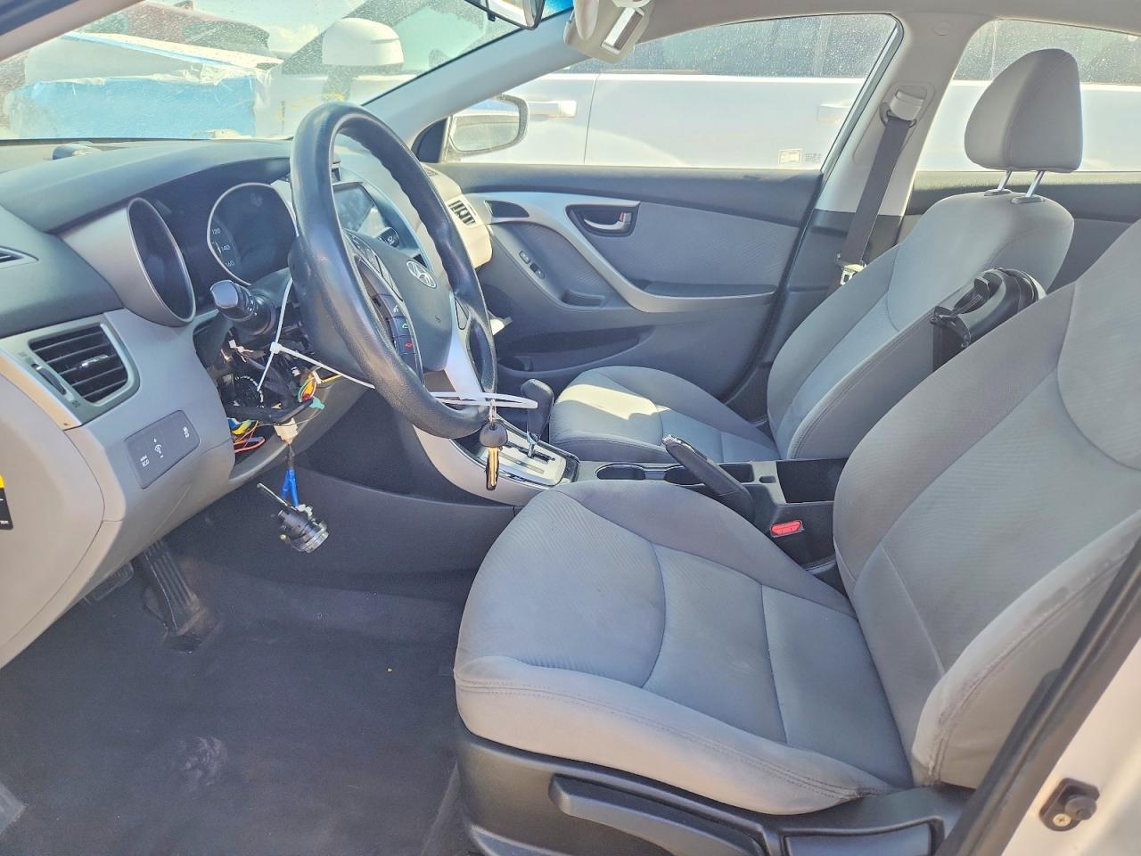 2012 Hyundai Elantra Gls Silver vin: KMHDH4AE7CU349631