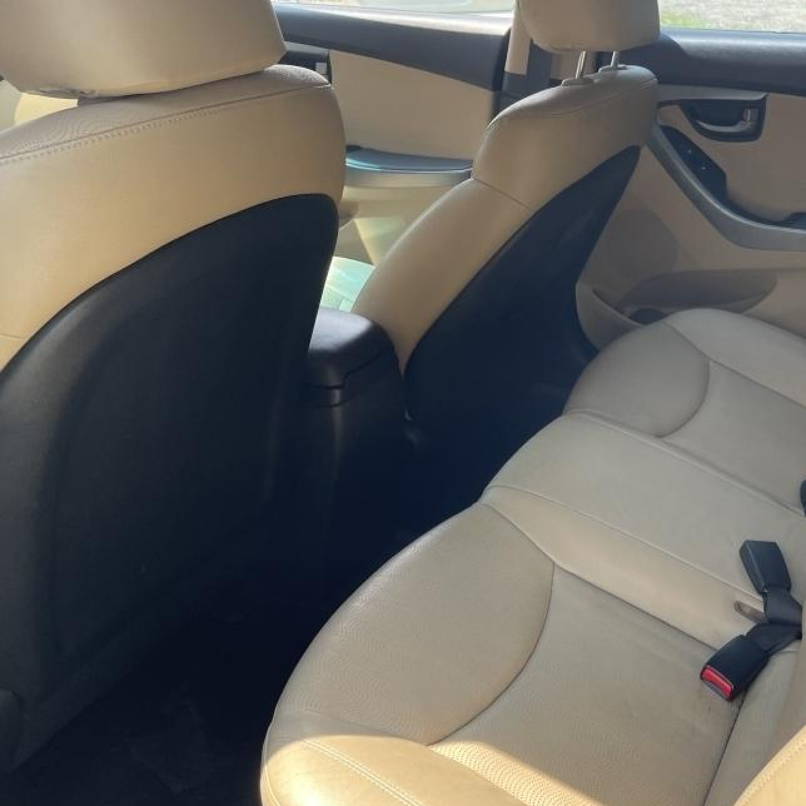 2012 Hyundai Elantra Limited (ulsan Plant) Silver vin: KMHDH4AE7CU355669