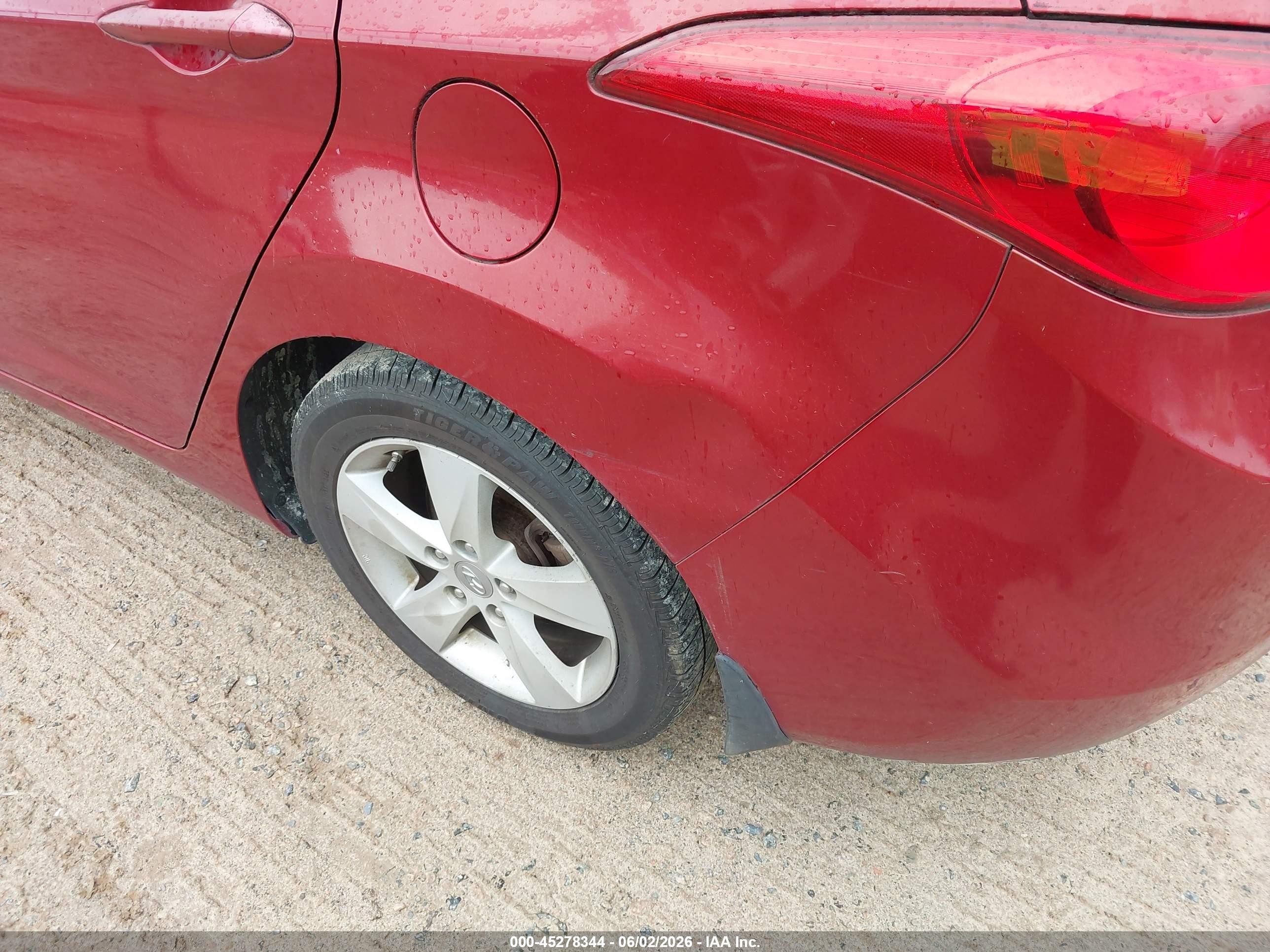 2012 Hyundai Elantra Gls (ulsan Plant) Red vin: KMHDH4AE7CU355980