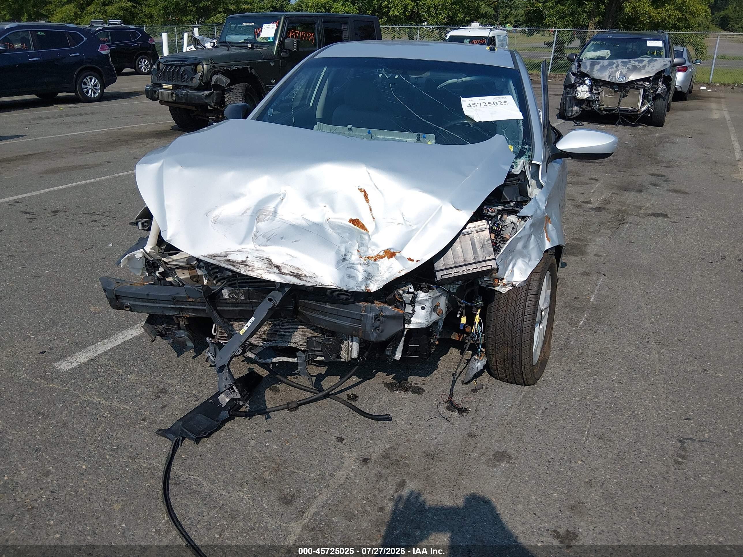 2012 Hyundai Elantra Gls (ulsan Plant) Silver vin: KMHDH4AE7CU356630