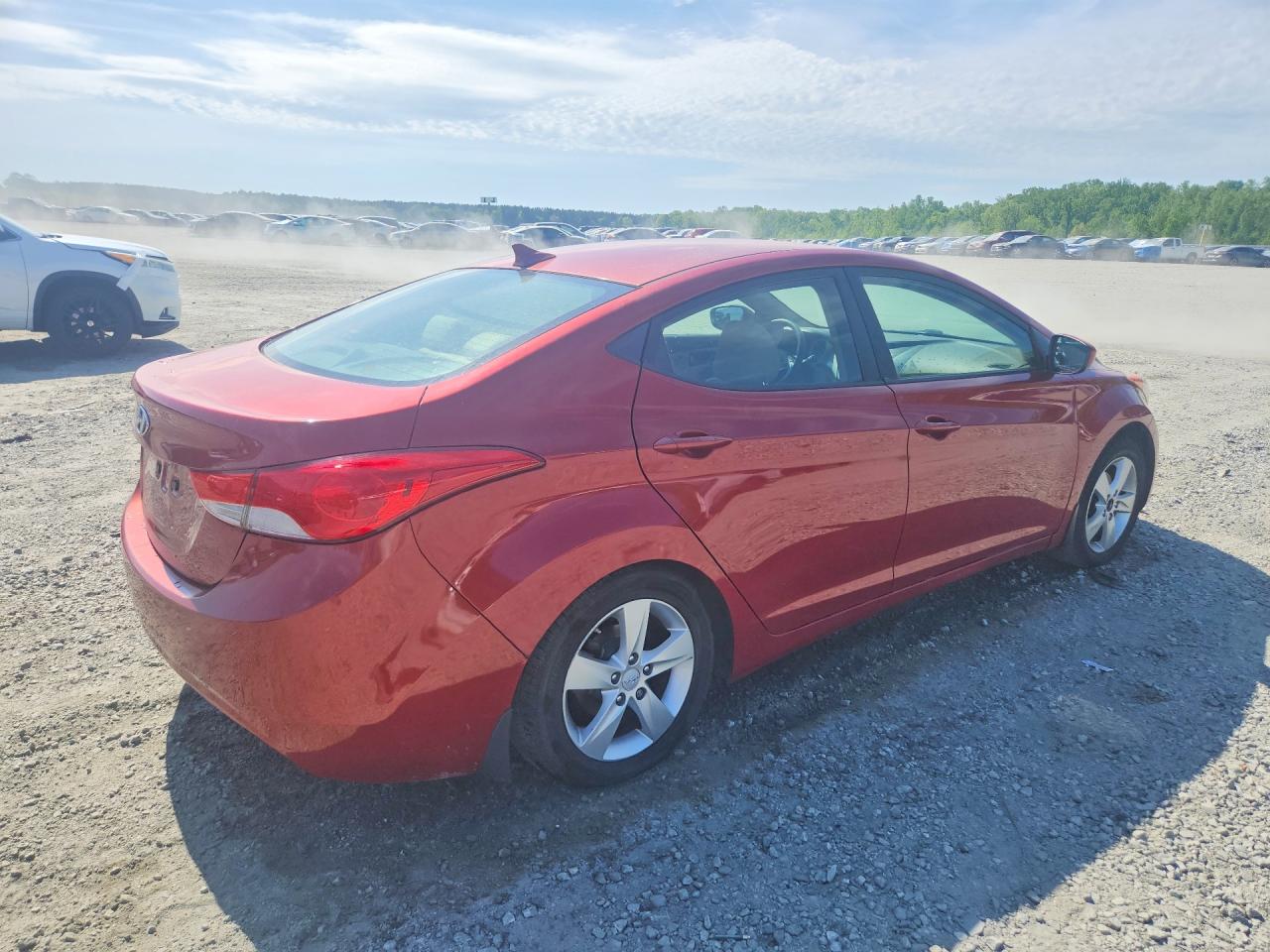 2012 Hyundai Elantra Gls Burgundy vin: KMHDH4AE7CU463855