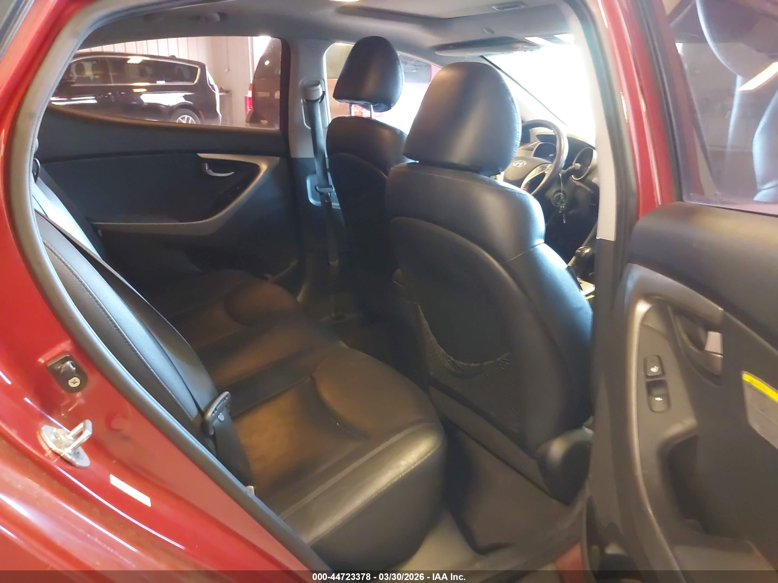 2012 Hyundai Elantra Limited (ulsan Plant) Красный vin: KMHDH4AE7CU468652