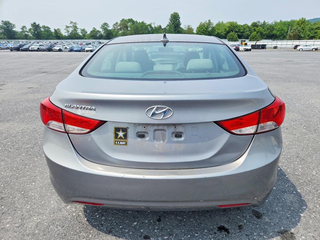 2013 Hyundai Elantra Gls Серебряный vin: KMHDH4AE7DU000812