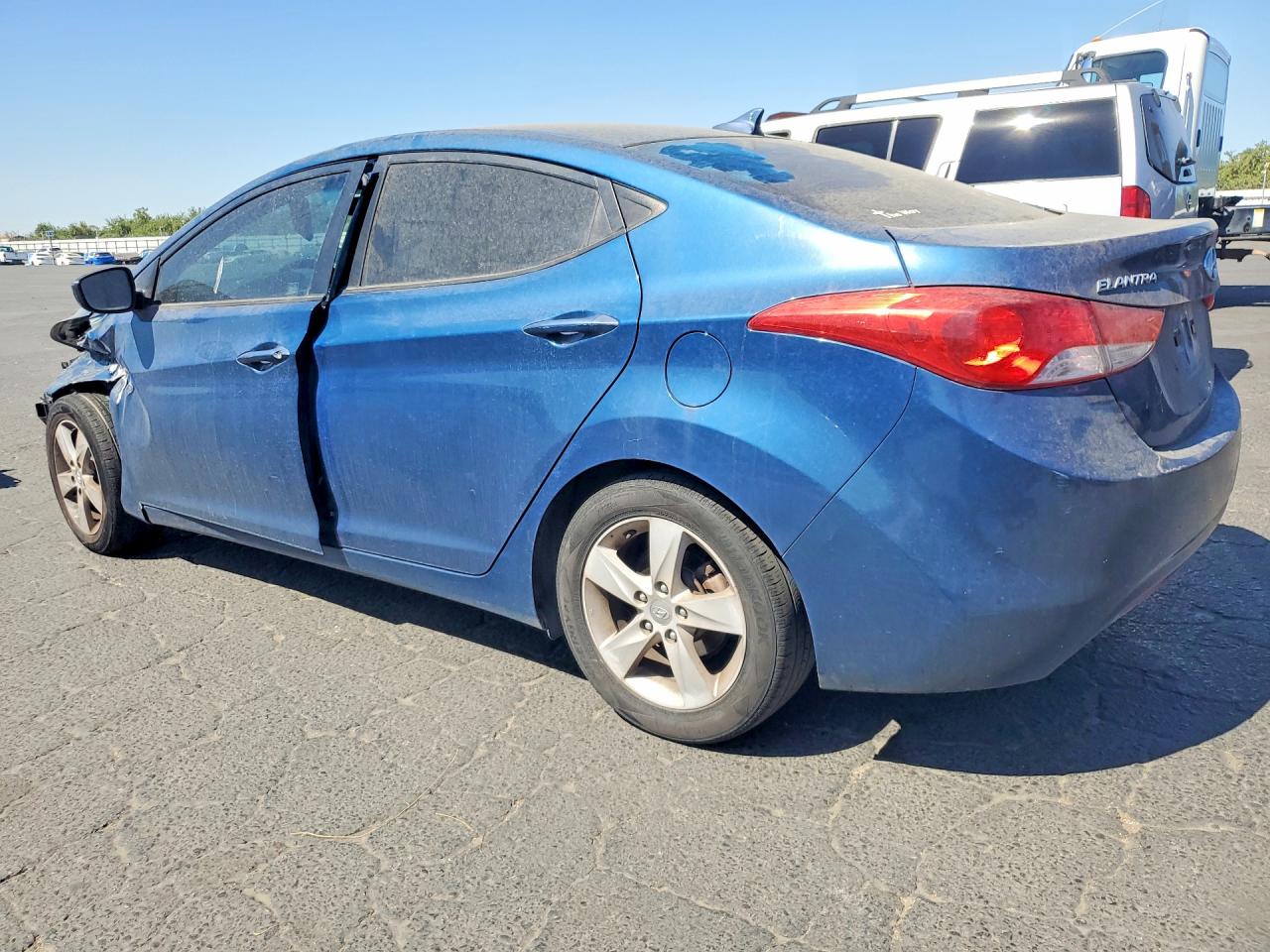 2013 Hyundai Elantra Gls Blue vin: KMHDH4AE7DU010725