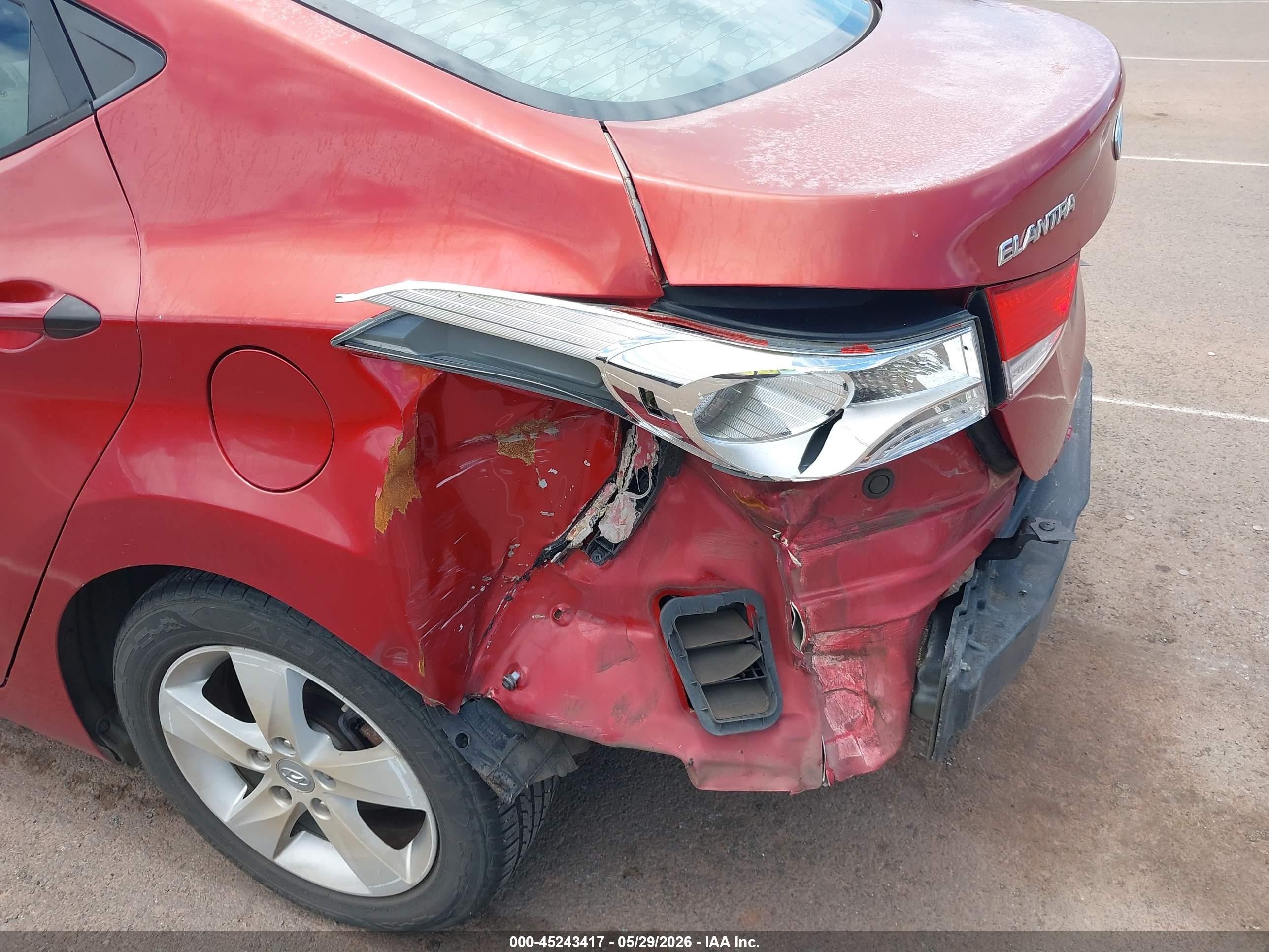 2013 Hyundai Elantra Gls Red vin: KMHDH4AE7DU538751