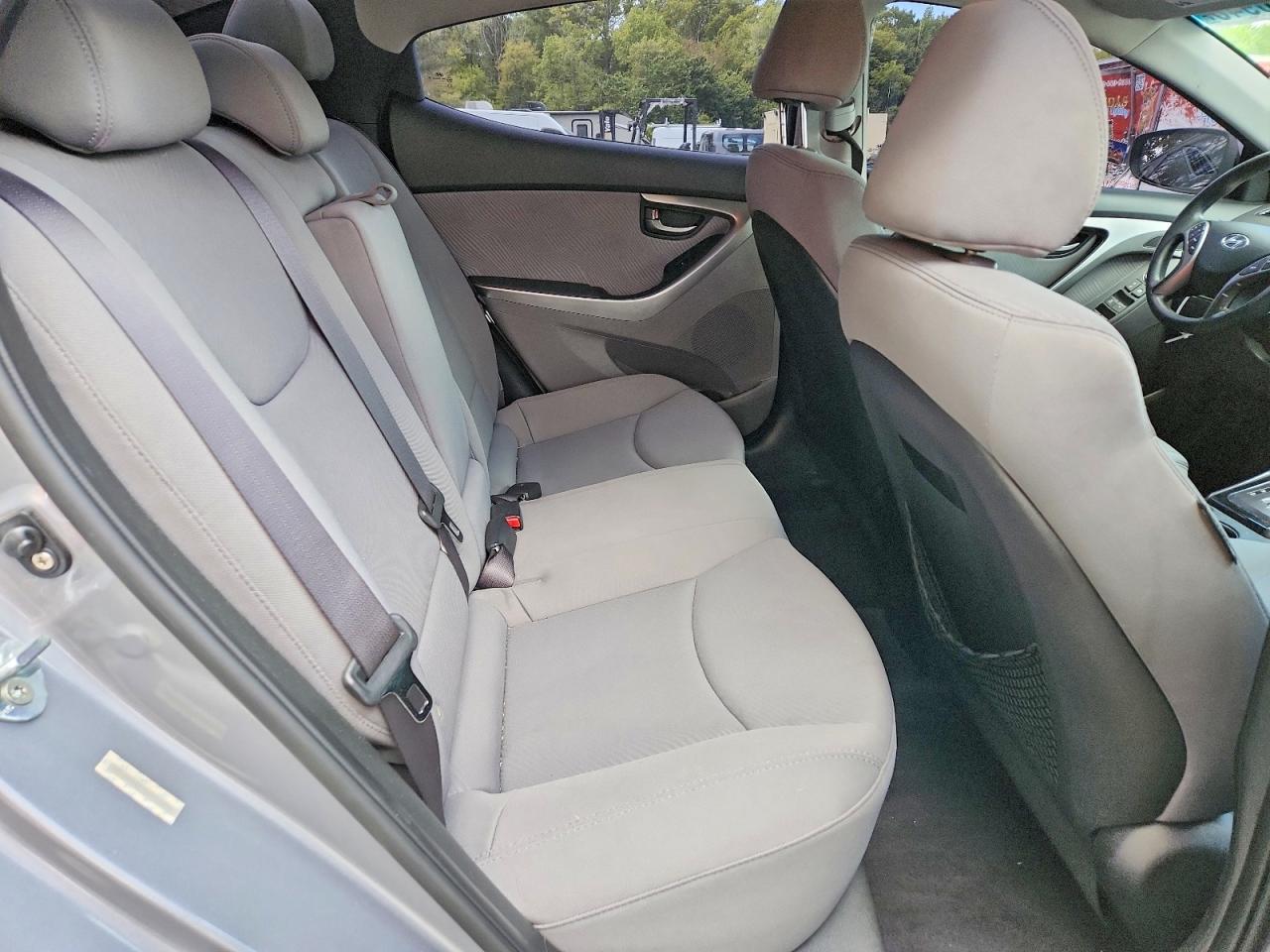 2013 Hyundai Elantra Gls Silver vin: KMHDH4AE7DU556330