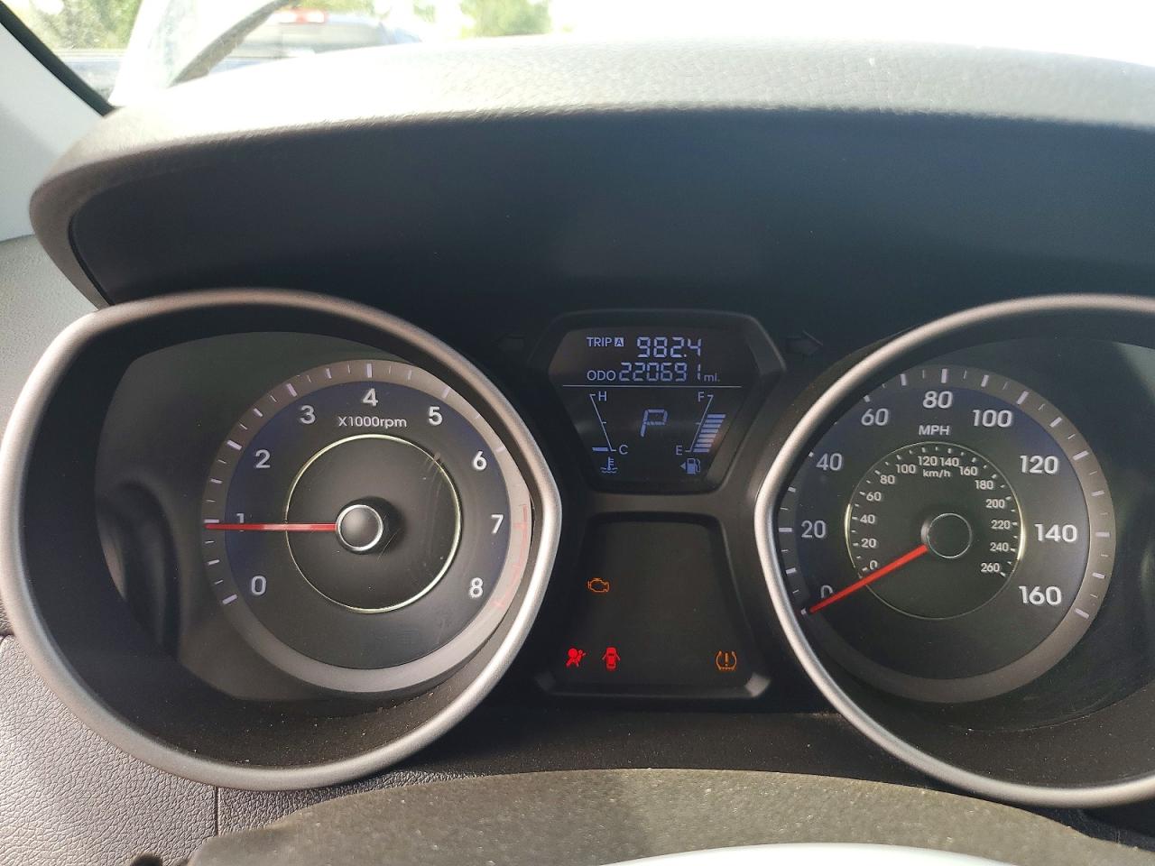2013 Hyundai Elantra Limited Черный vin: KMHDH4AE7DU626182