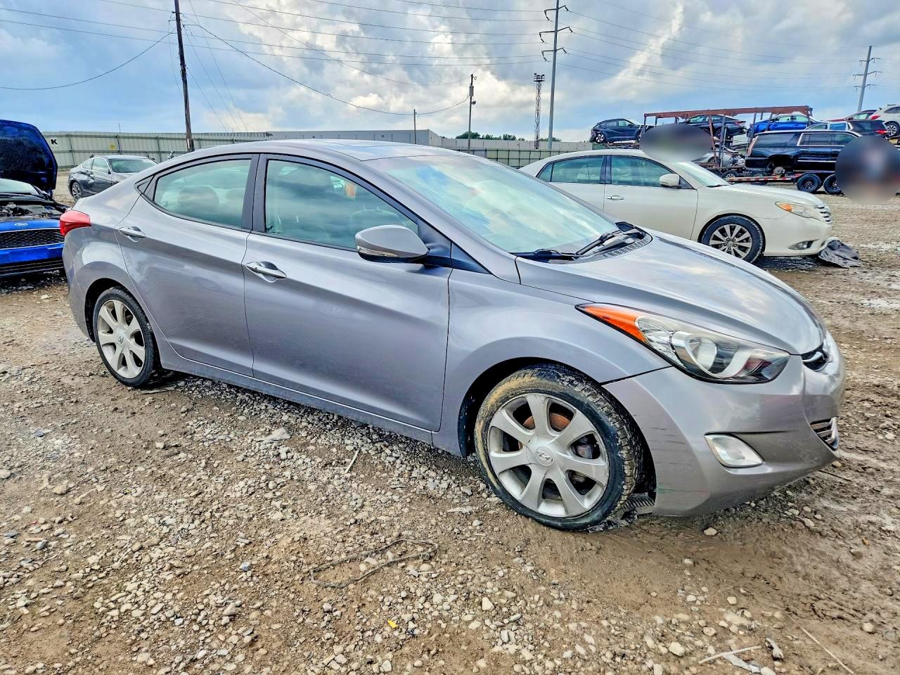 2013 Hyundai Elantra Limited Gray vin: KMHDH4AE7DU635352