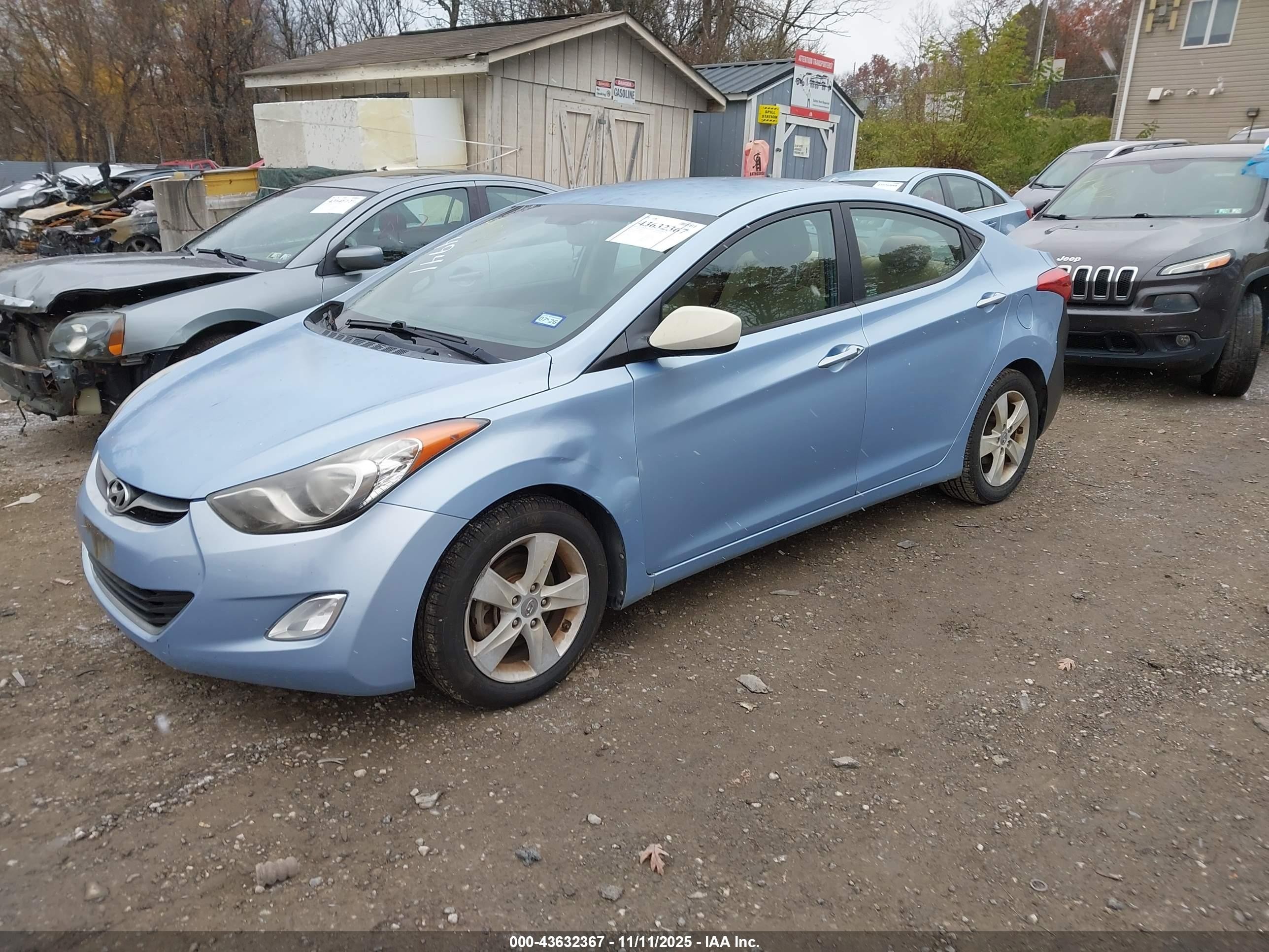 2013 Hyundai Elantra Gls Blue vin: KMHDH4AE7DU684941