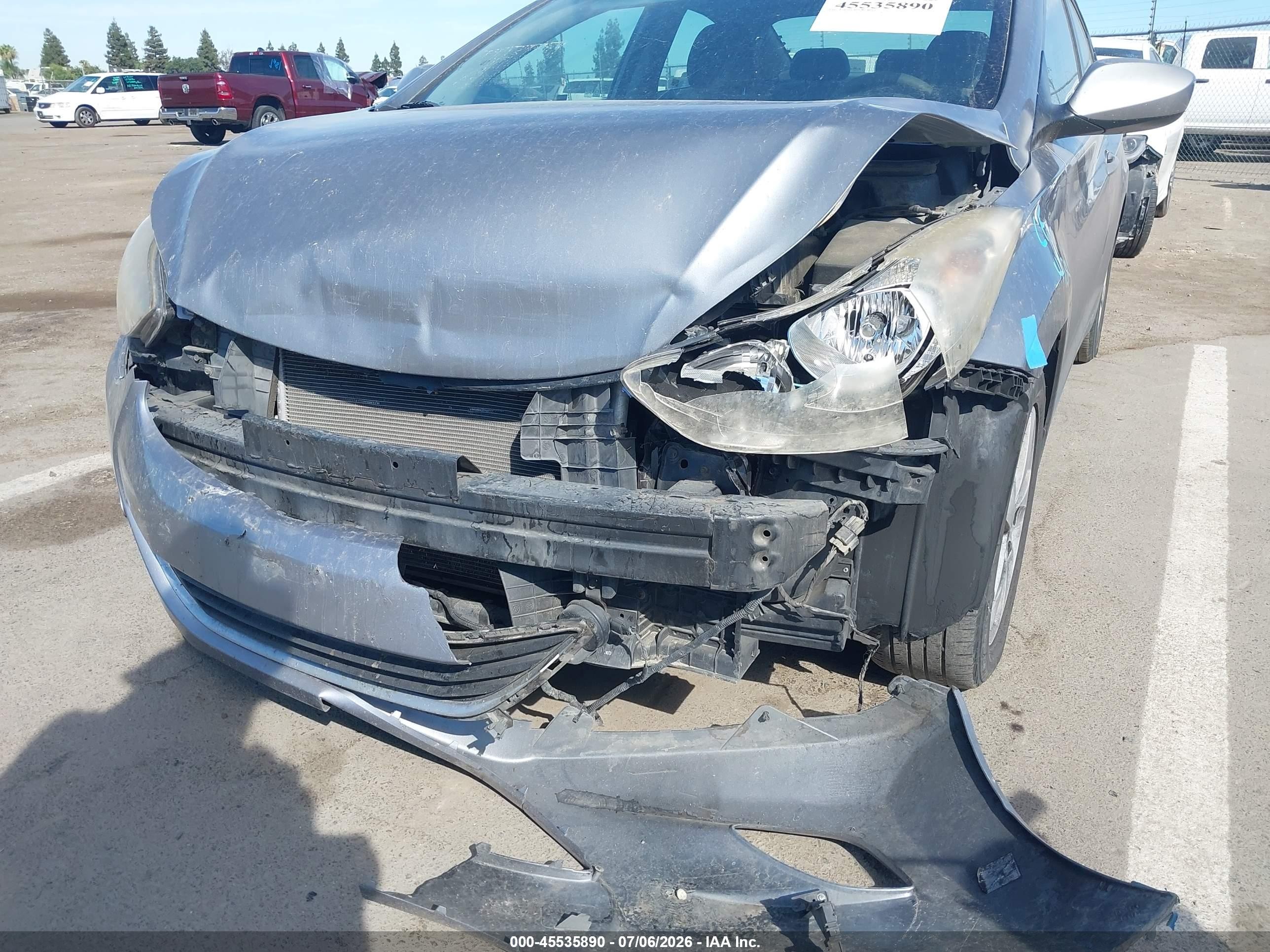 2013 Hyundai Elantra Gls Серый vin: KMHDH4AE7DU710051