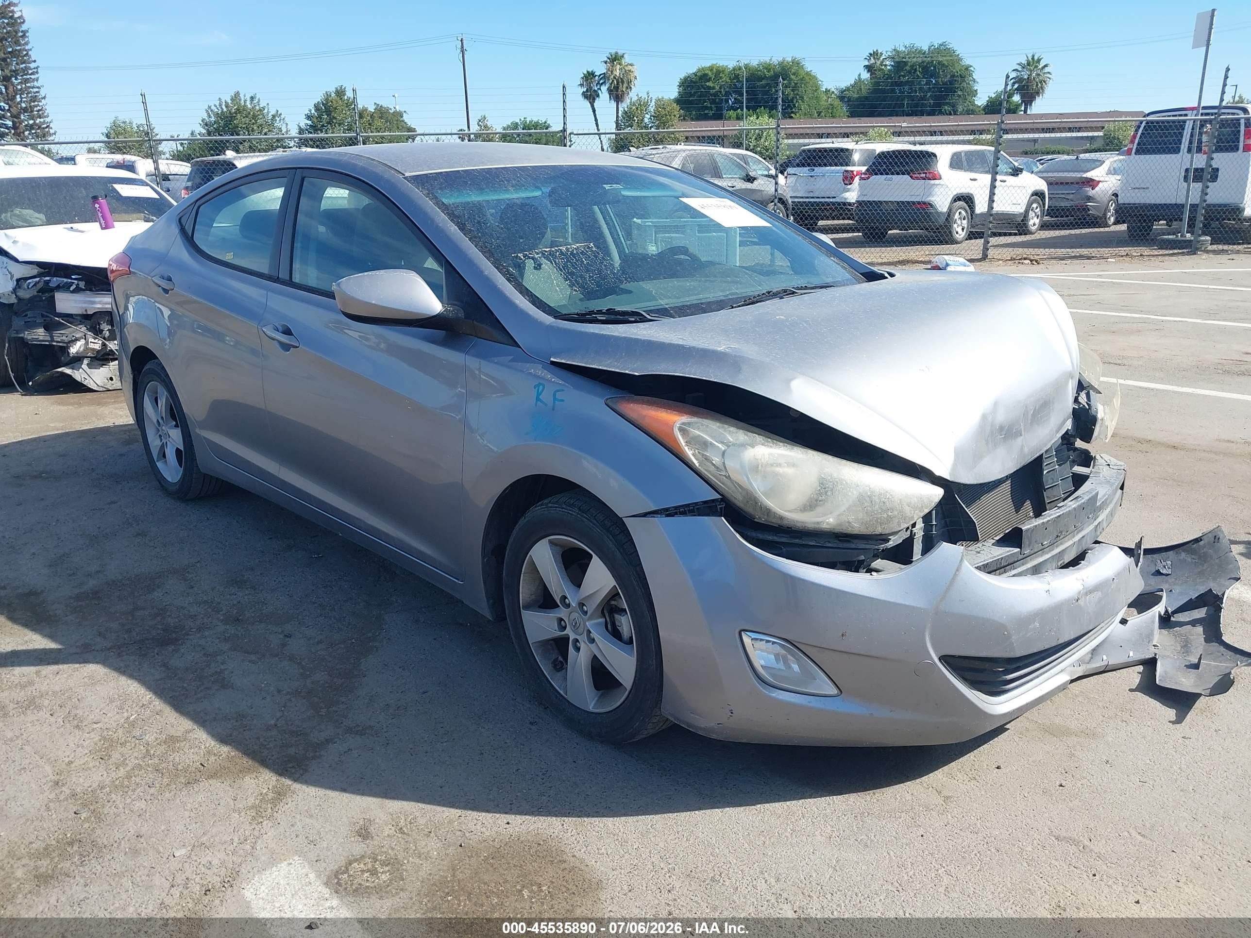 2013 Hyundai Elantra Gls Серый vin: KMHDH4AE7DU710051