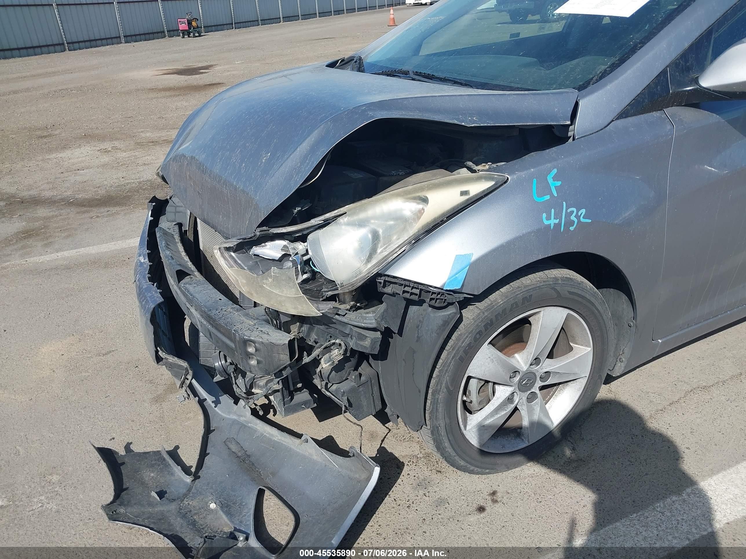 2013 Hyundai Elantra Gls Серый vin: KMHDH4AE7DU710051