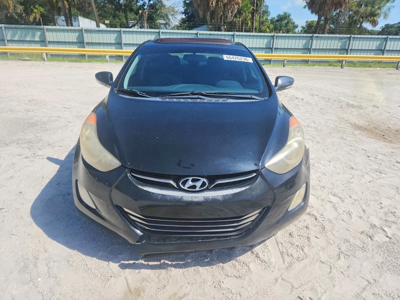 2013 Hyundai Elantra Limited Black vin: KMHDH4AE7DU730364
