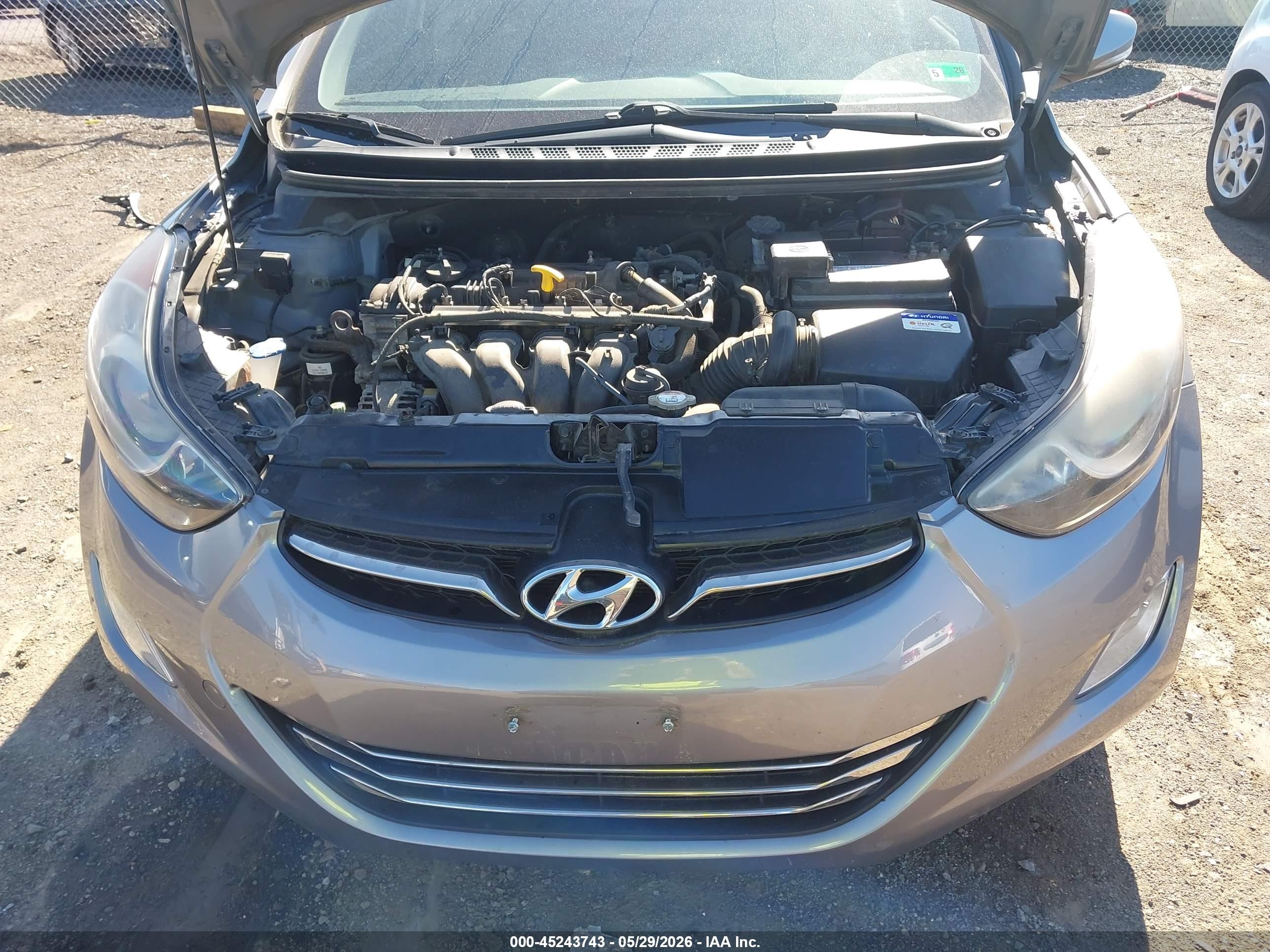 2013 Hyundai Elantra Limited Gray vin: KMHDH4AE7DU738044