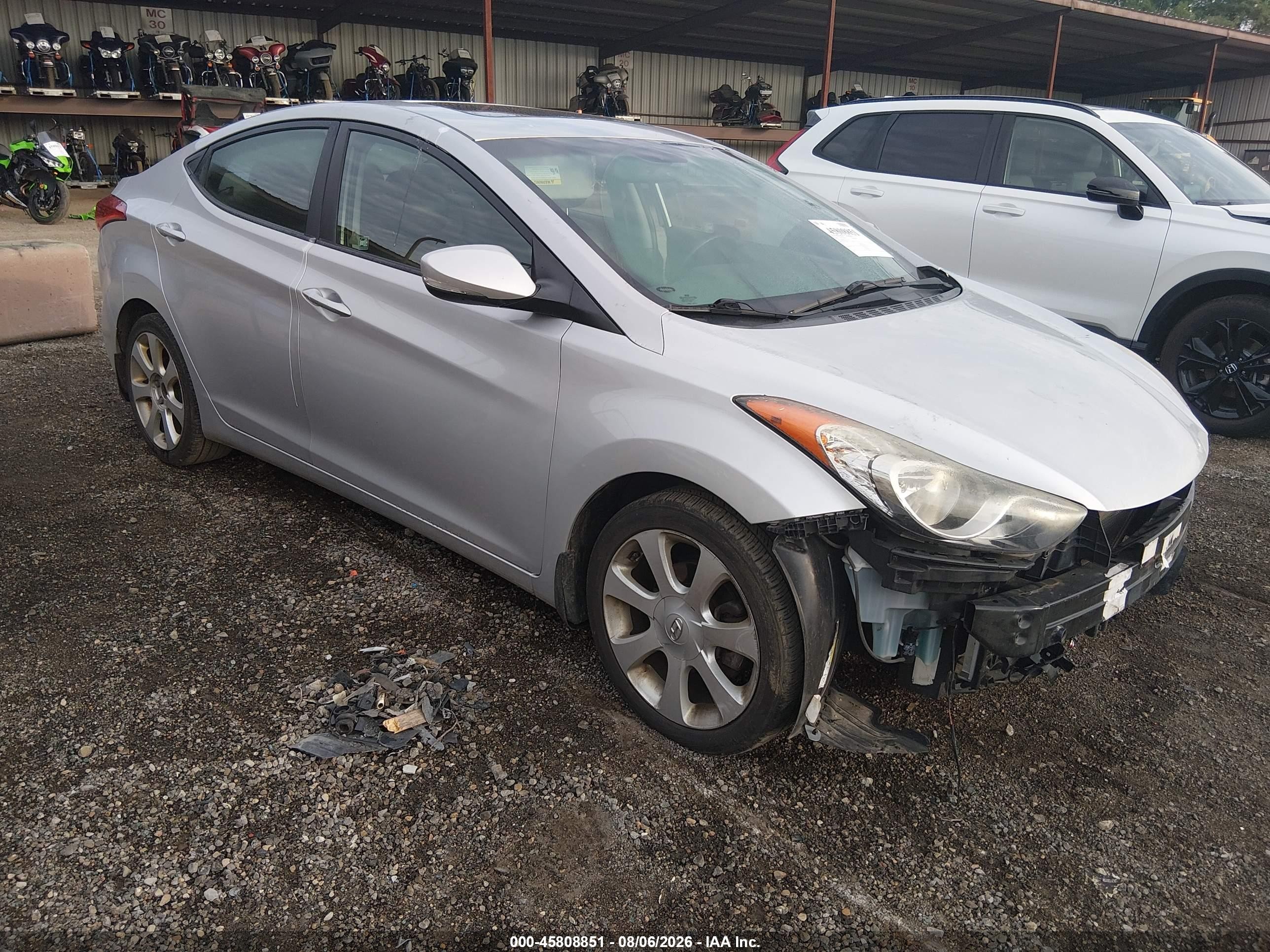 2013 Hyundai Elantra Limited Silver vin: KMHDH4AE7DU748265