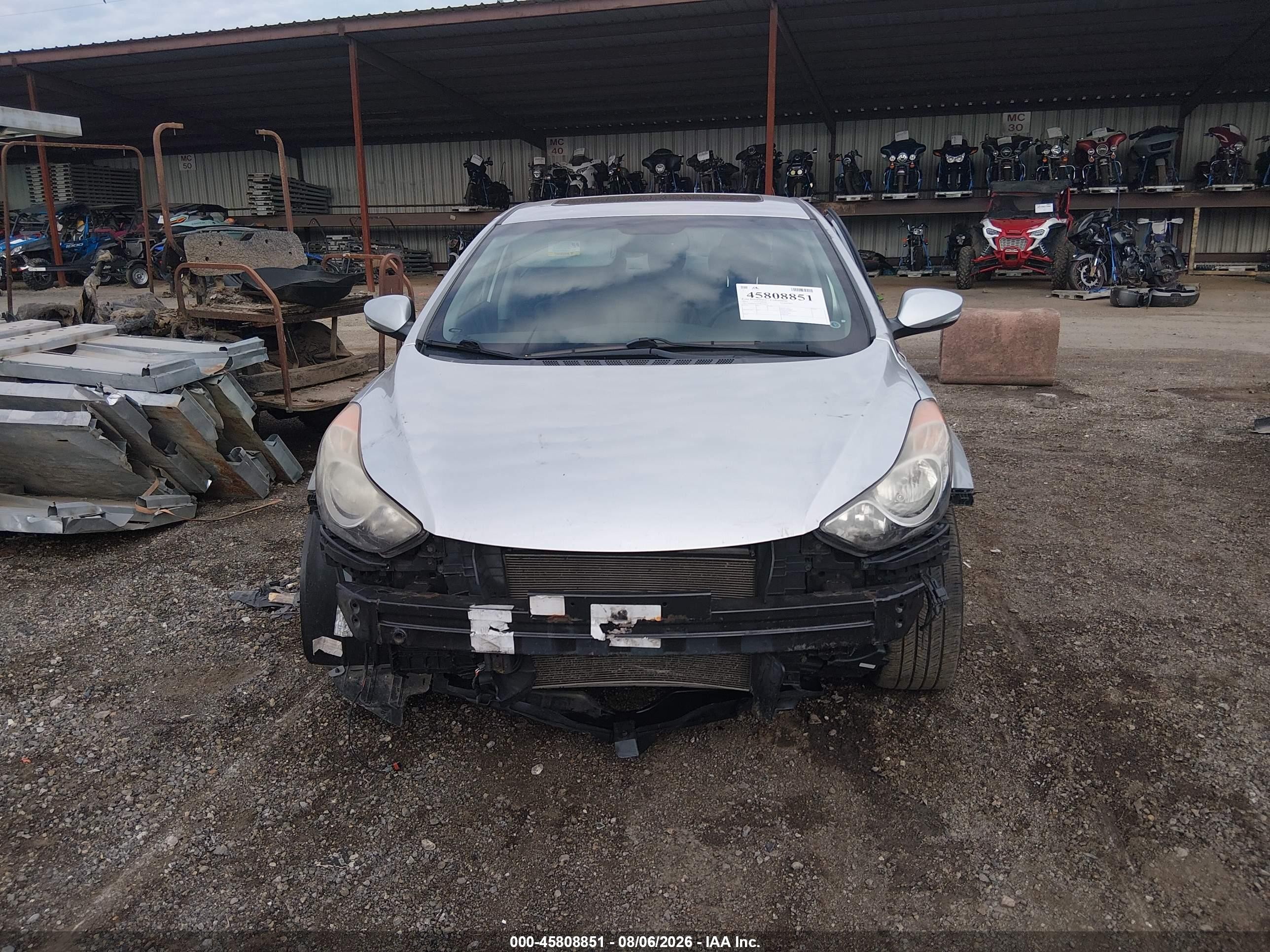 2013 Hyundai Elantra Limited Silver vin: KMHDH4AE7DU748265