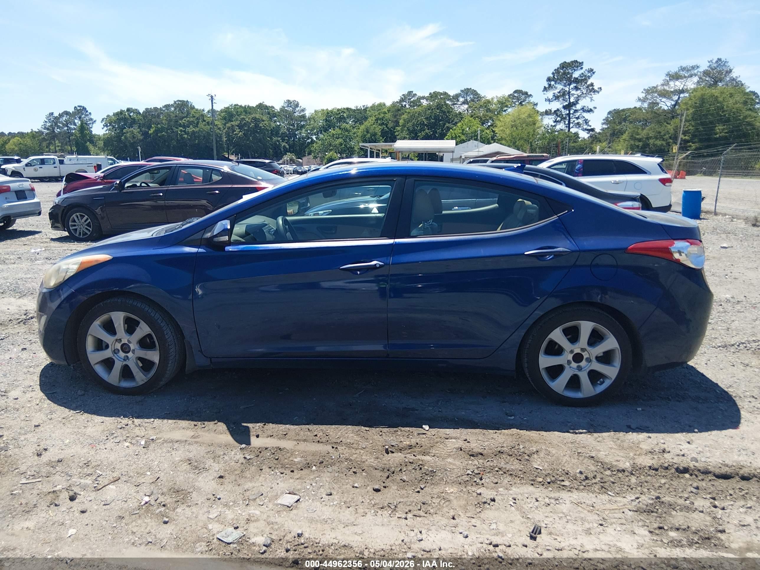 2013 Hyundai Elantra Limited Синий vin: KMHDH4AE7DU749805