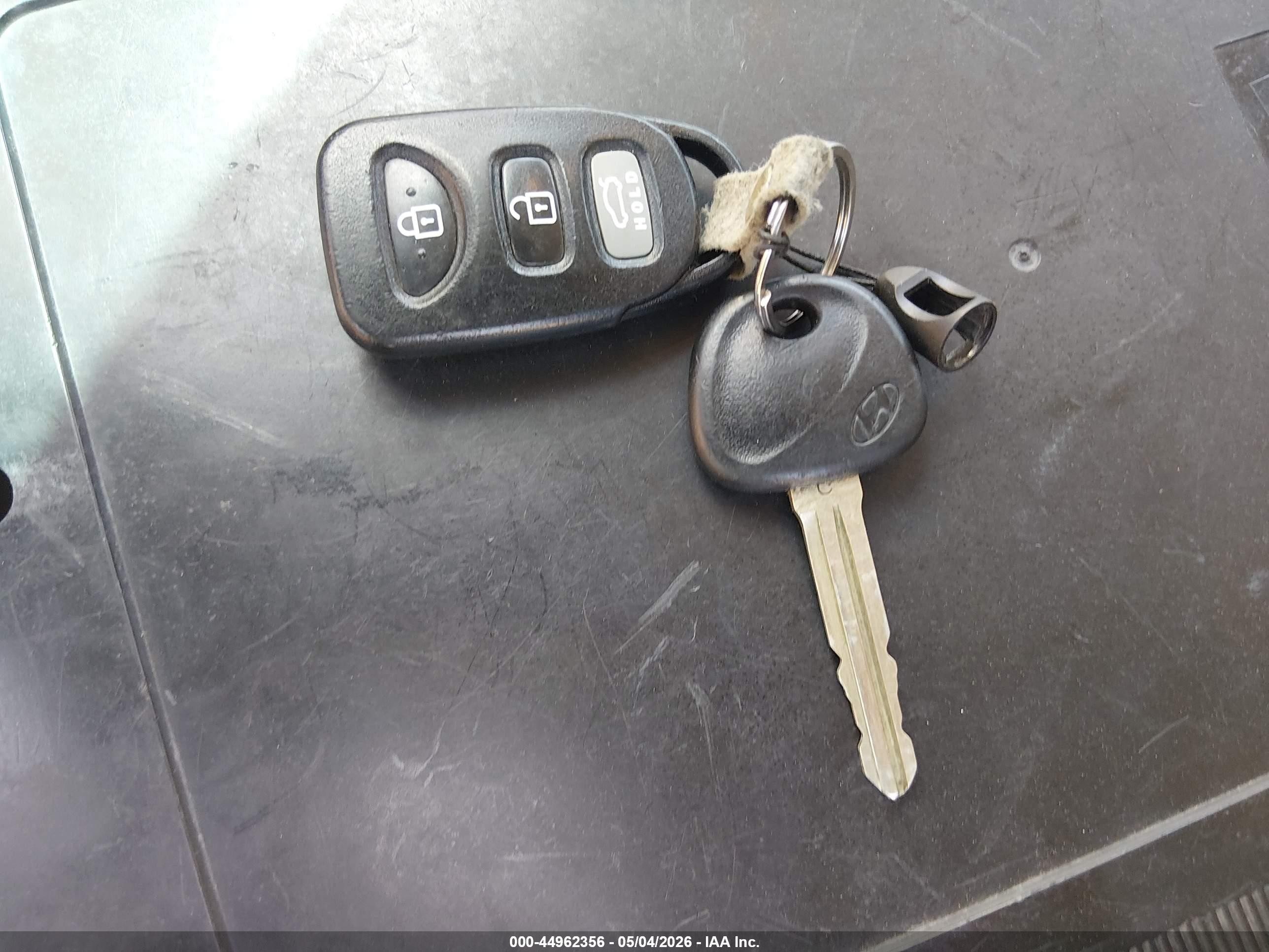 2013 Hyundai Elantra Limited Синий vin: KMHDH4AE7DU749805
