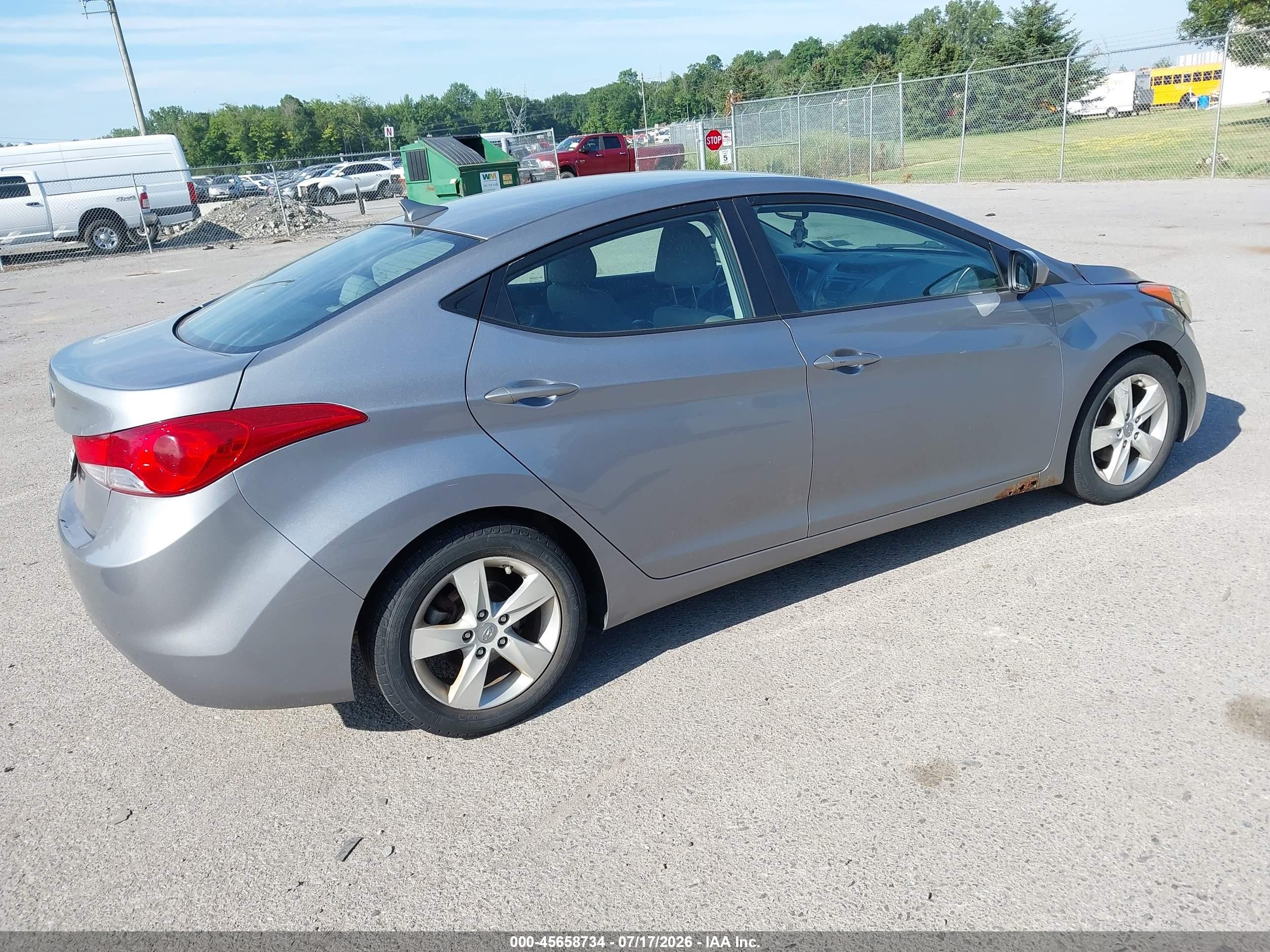 2013 Hyundai Elantra Gls Gray vin: KMHDH4AE7DU777393