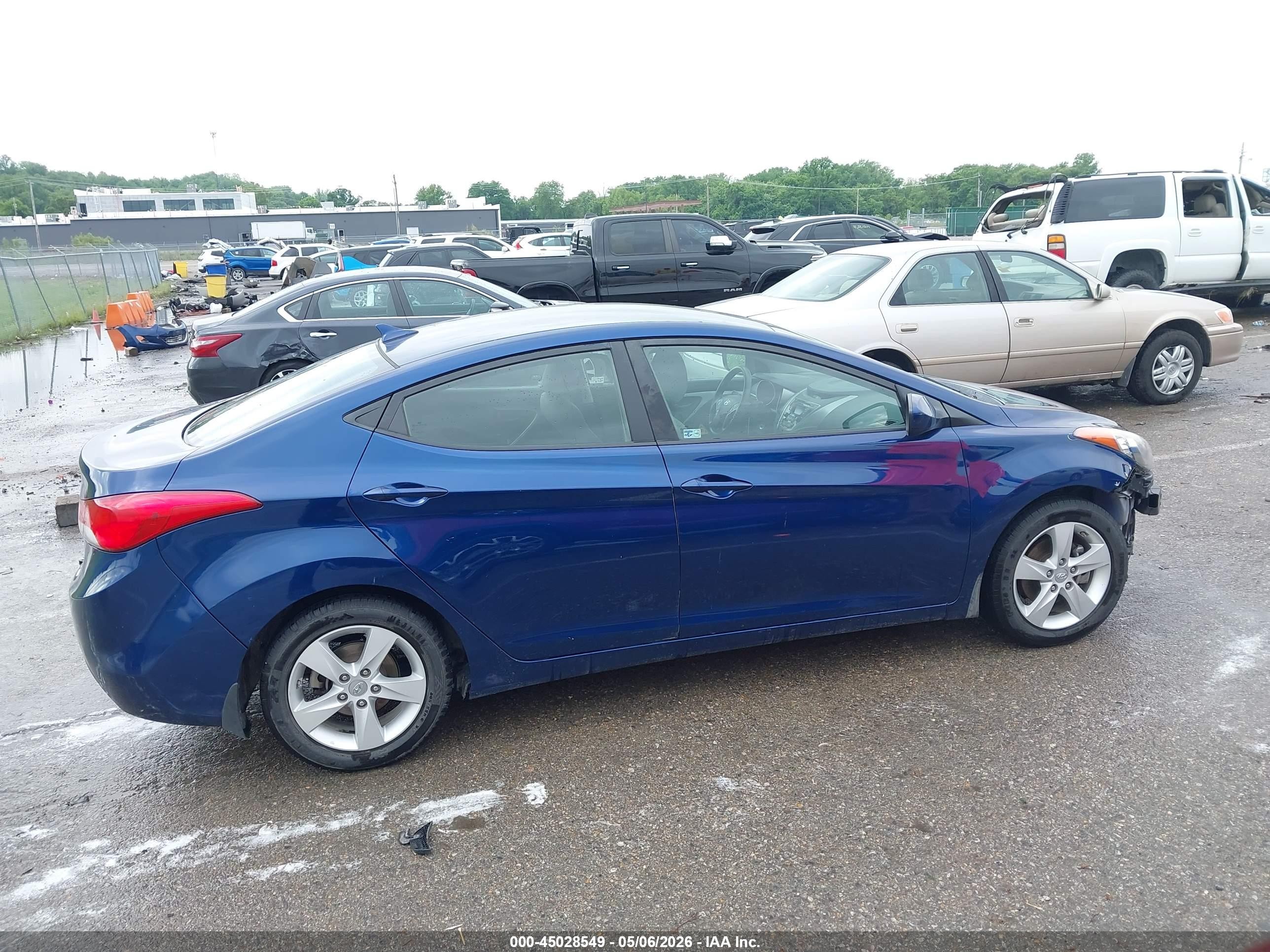 2013 Hyundai Elantra Gls Blue vin: KMHDH4AE7DU778947