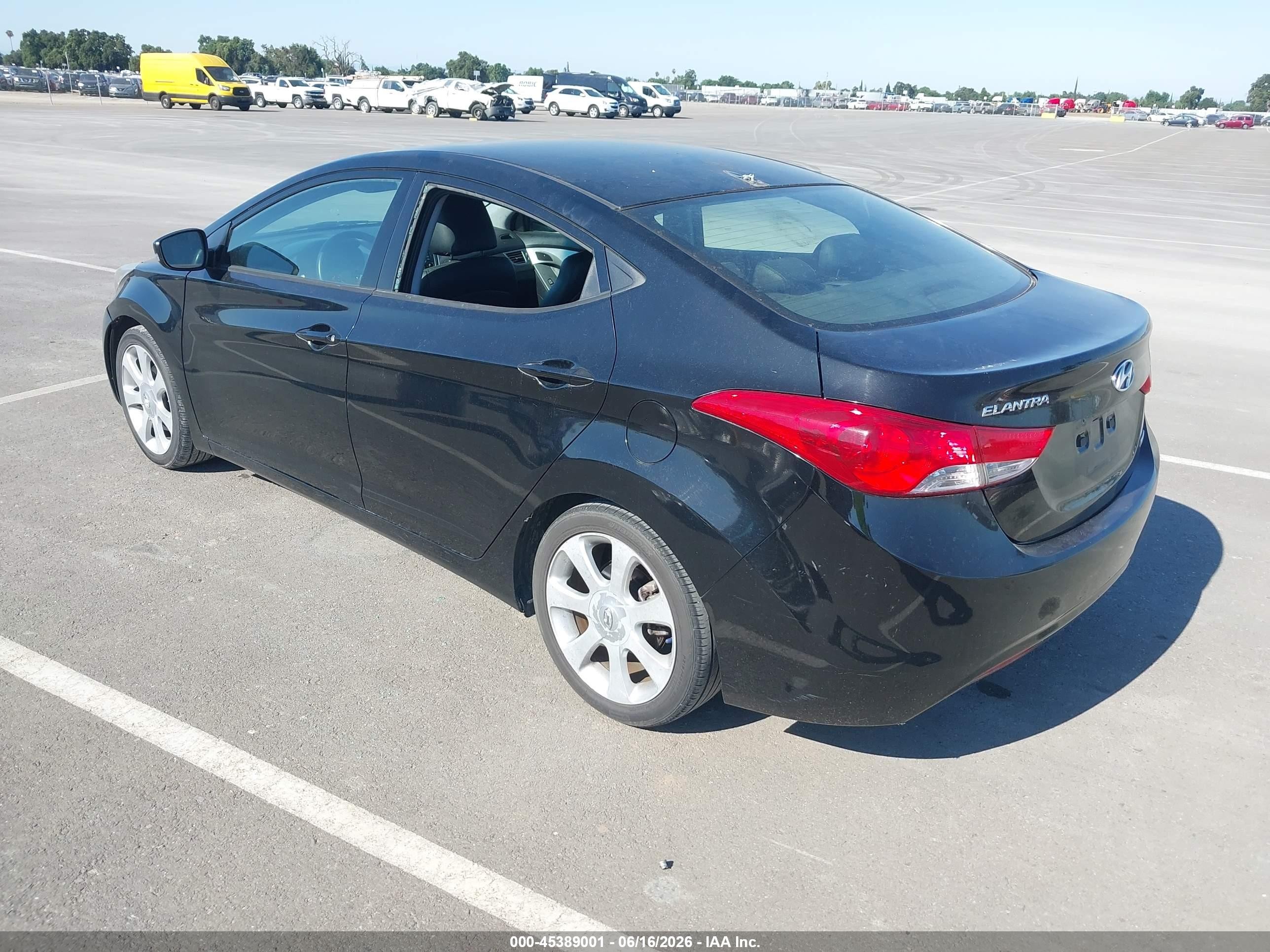 2013 Hyundai Elantra Limited Black vin: KMHDH4AE7DU820792