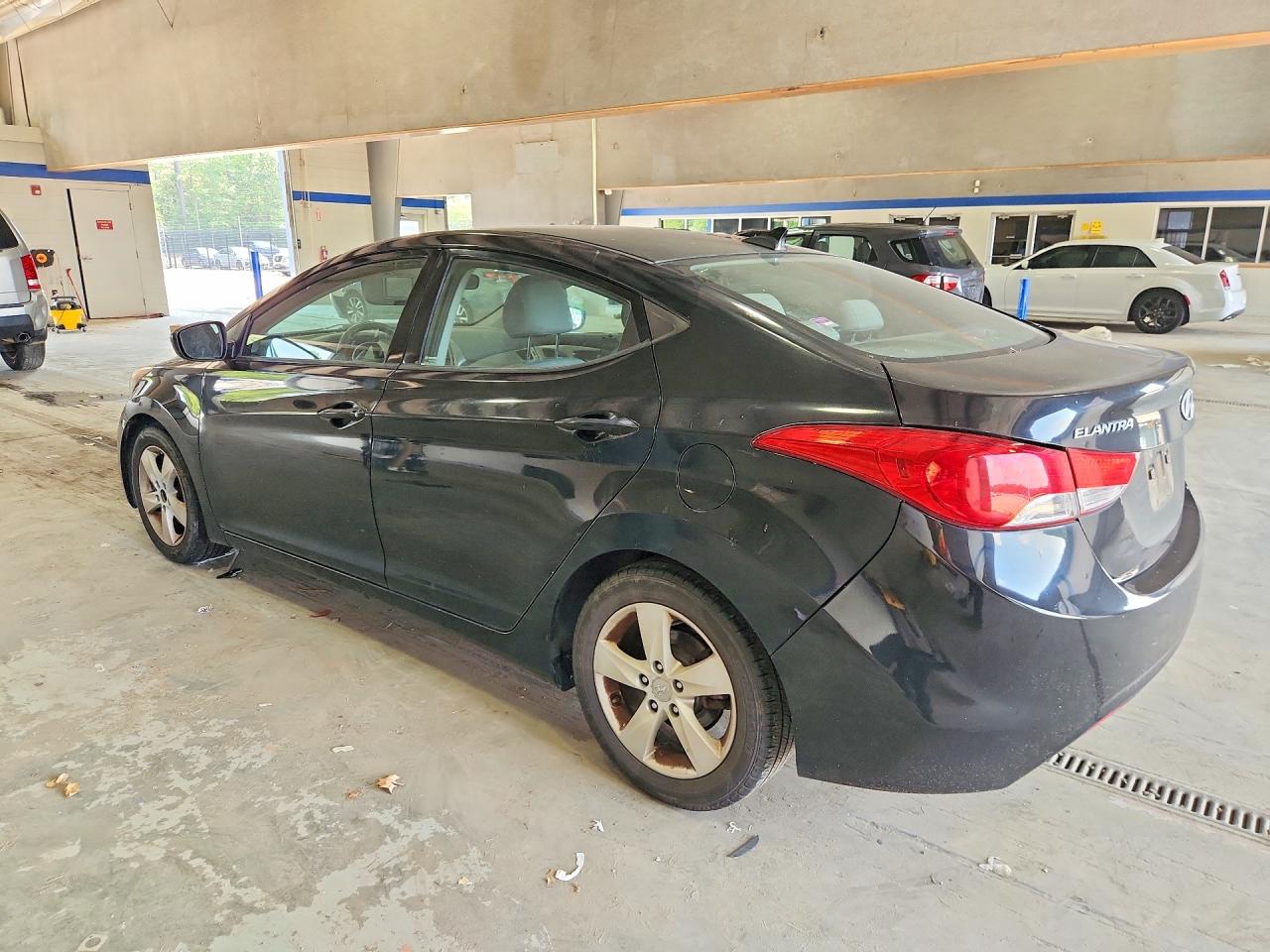 2013 Hyundai Elantra Black vin: KMHDH4AE7DU824972