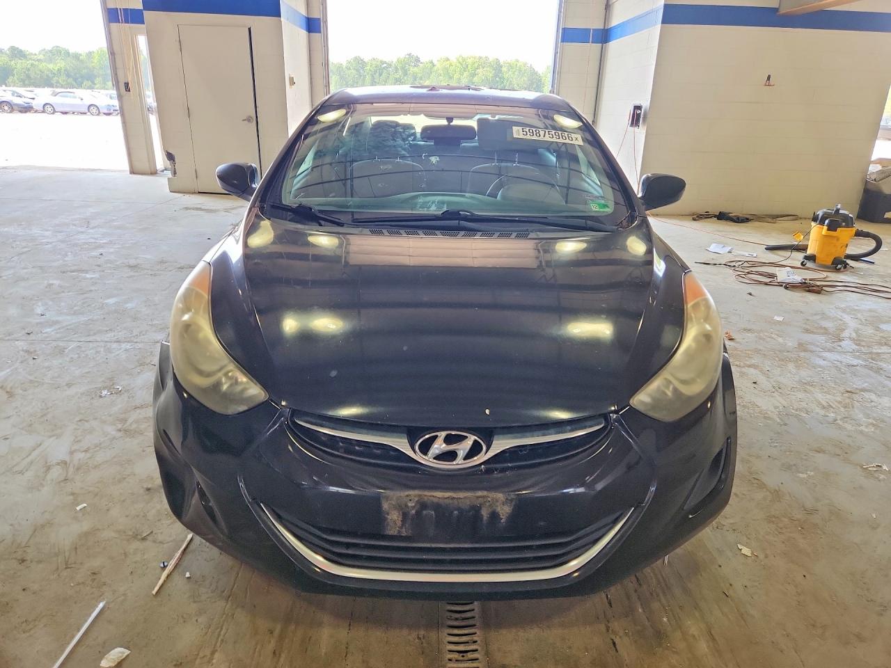 2013 Hyundai Elantra Black vin: KMHDH4AE7DU824972