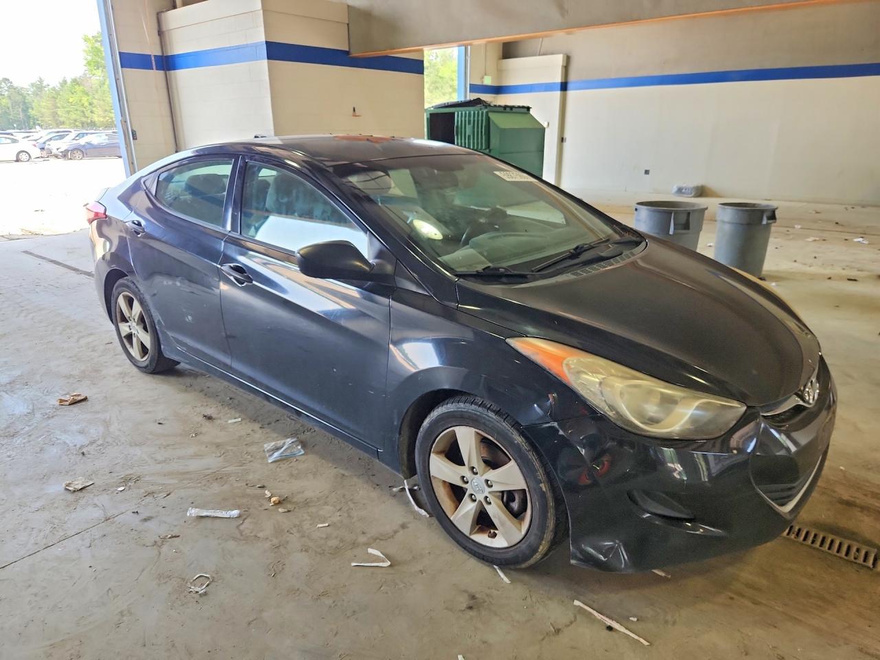 2013 Hyundai Elantra Black vin: KMHDH4AE7DU824972