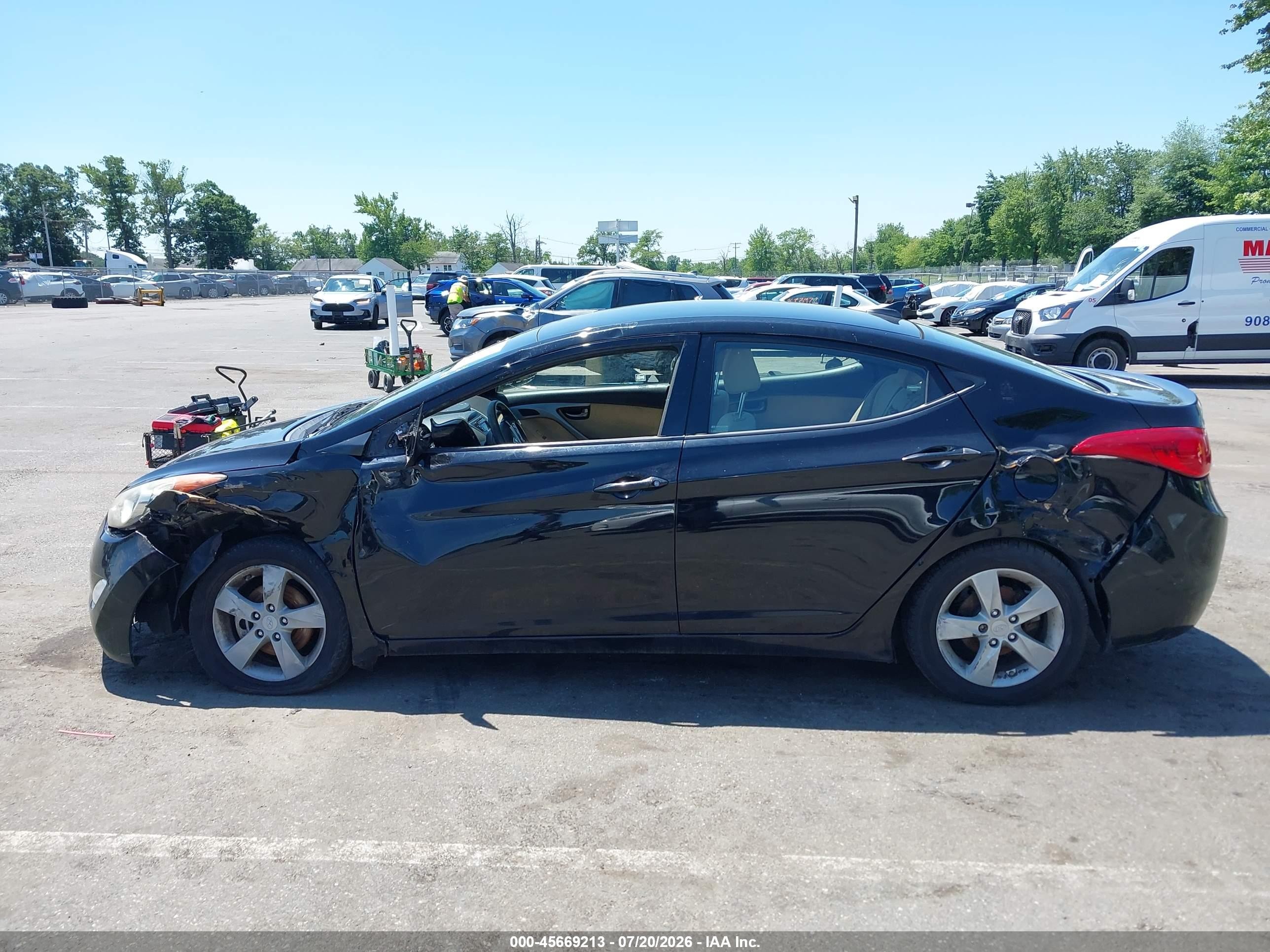 2013 Hyundai Elantra Gls Black vin: KMHDH4AE7DU829623