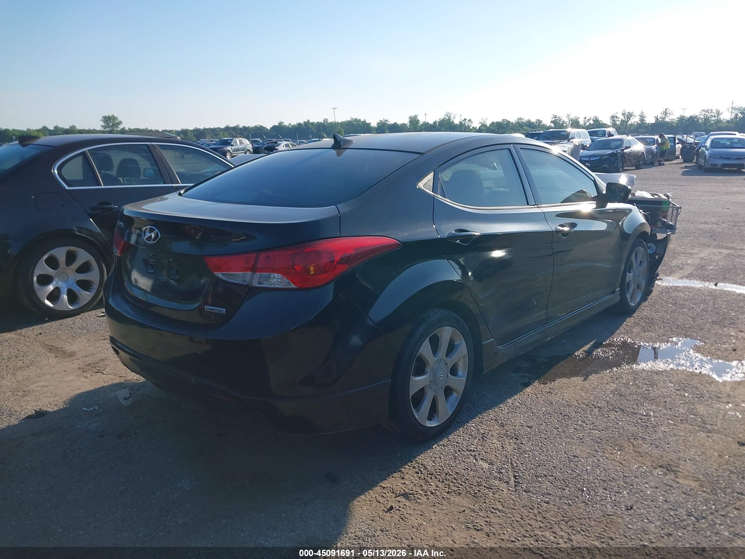 2013 Hyundai Elantra Limited Black vin: KMHDH4AE7DU835793