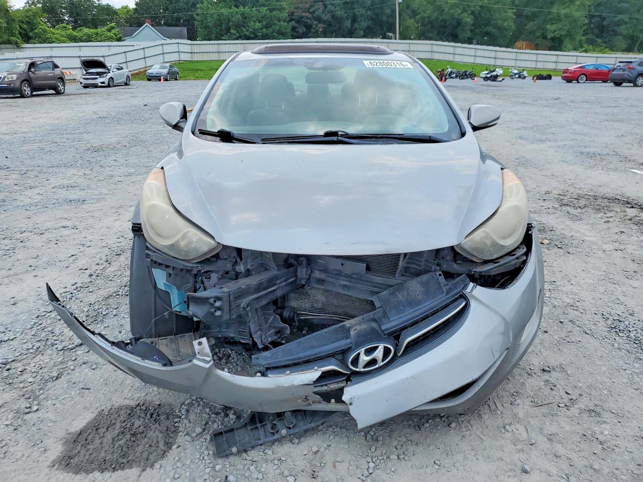 2013 Hyundai Elantra Limited Silver vin: KMHDH4AE7DU856255