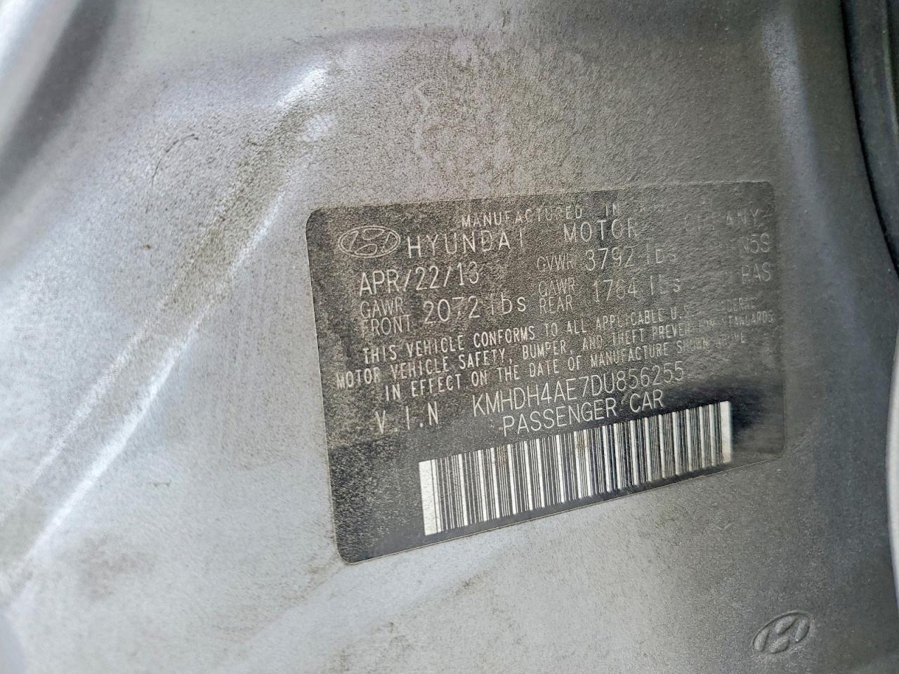 2013 Hyundai Elantra Limited Silver vin: KMHDH4AE7DU856255