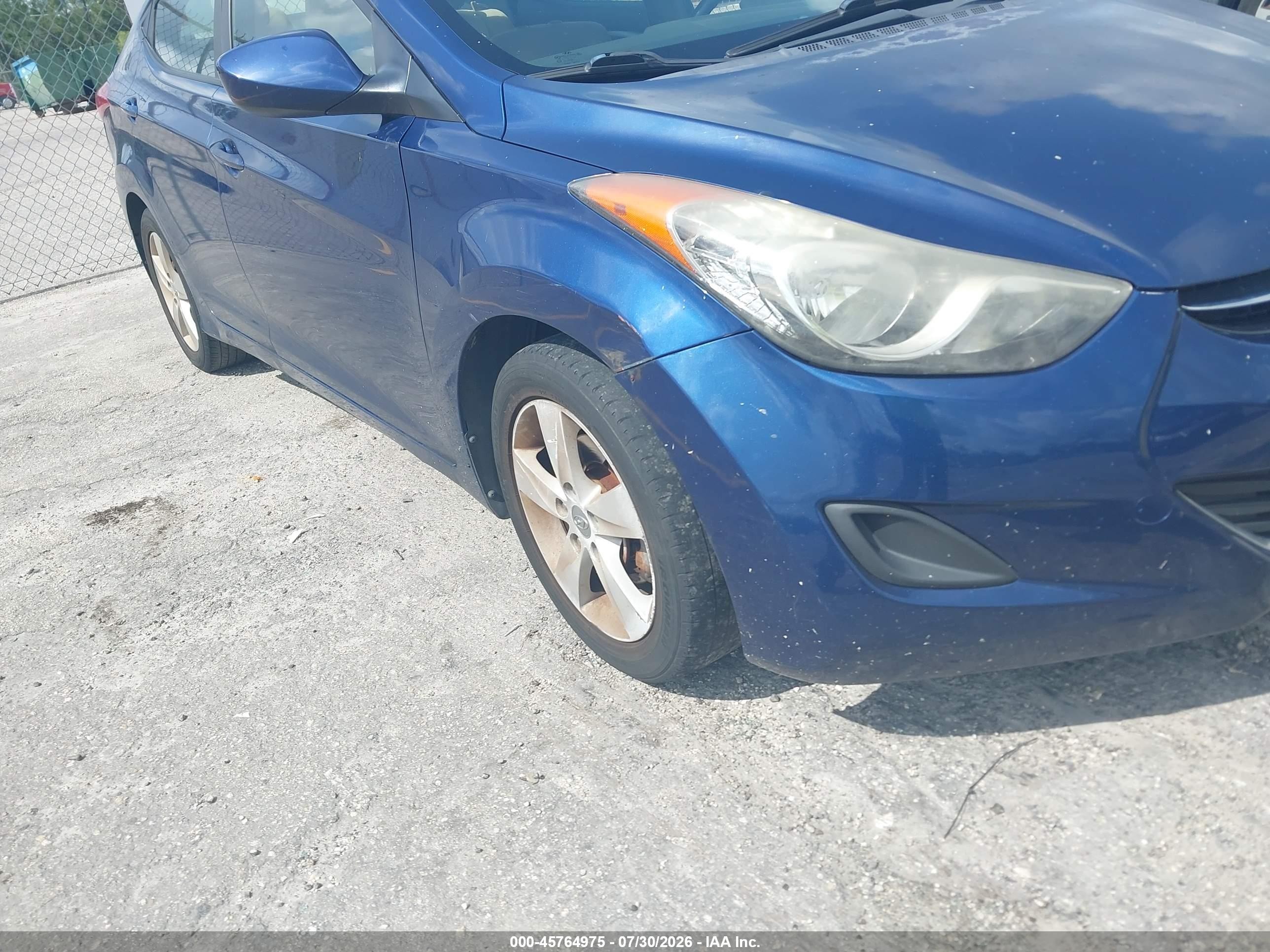 2013 Hyundai Elantra Gls Blue vin: KMHDH4AE7DU872293