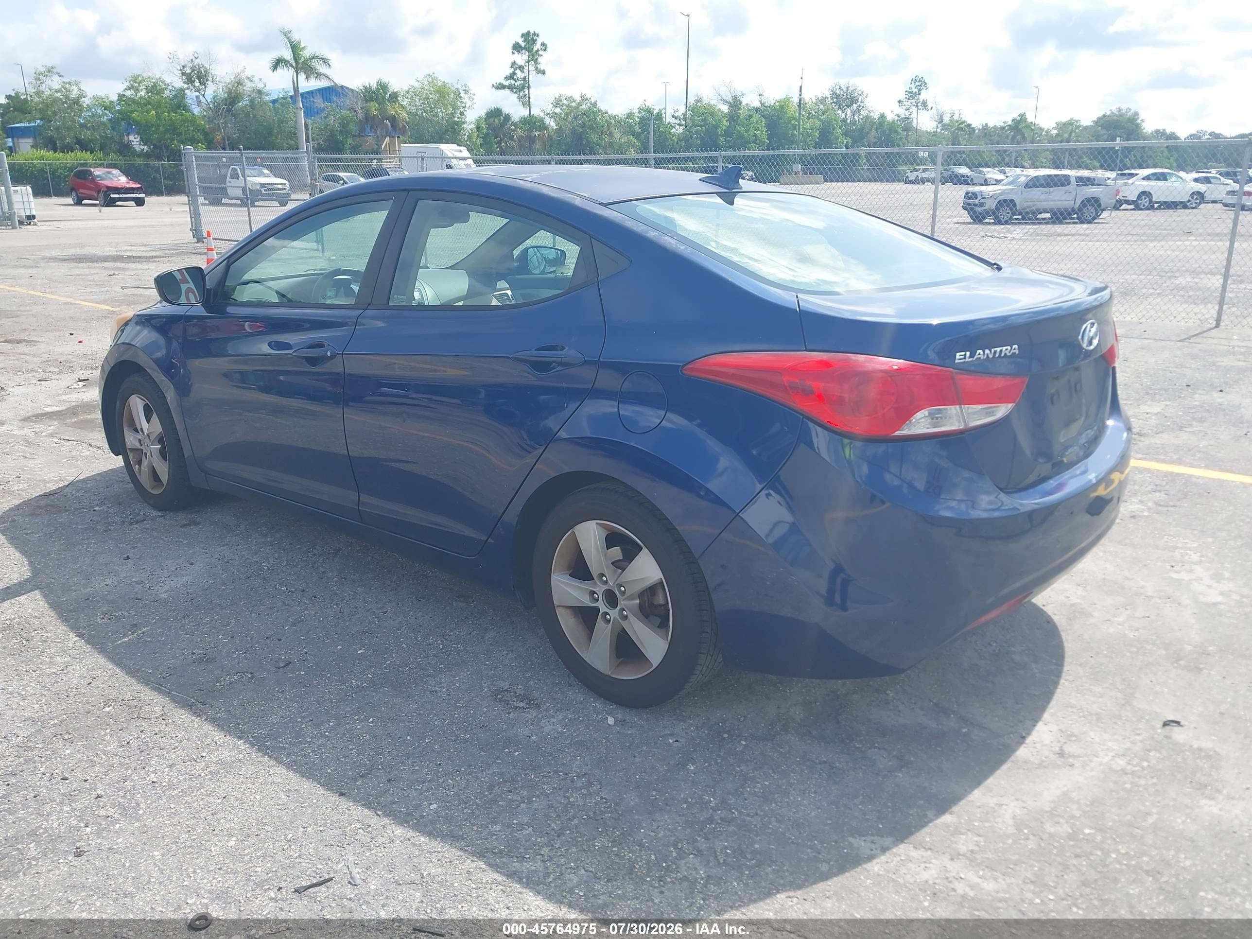 2013 Hyundai Elantra Gls Blue vin: KMHDH4AE7DU872293