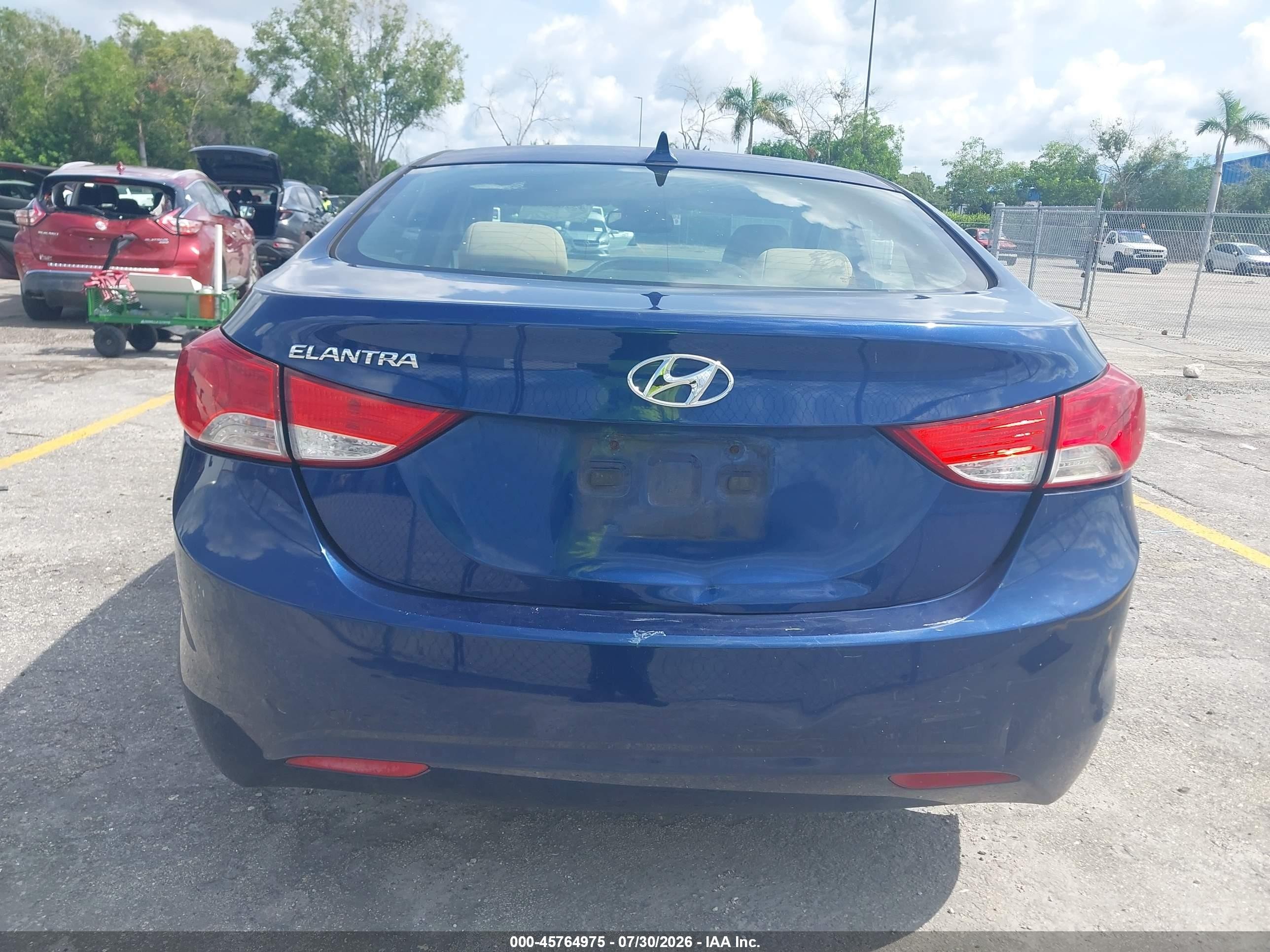 2013 Hyundai Elantra Gls Blue vin: KMHDH4AE7DU872293