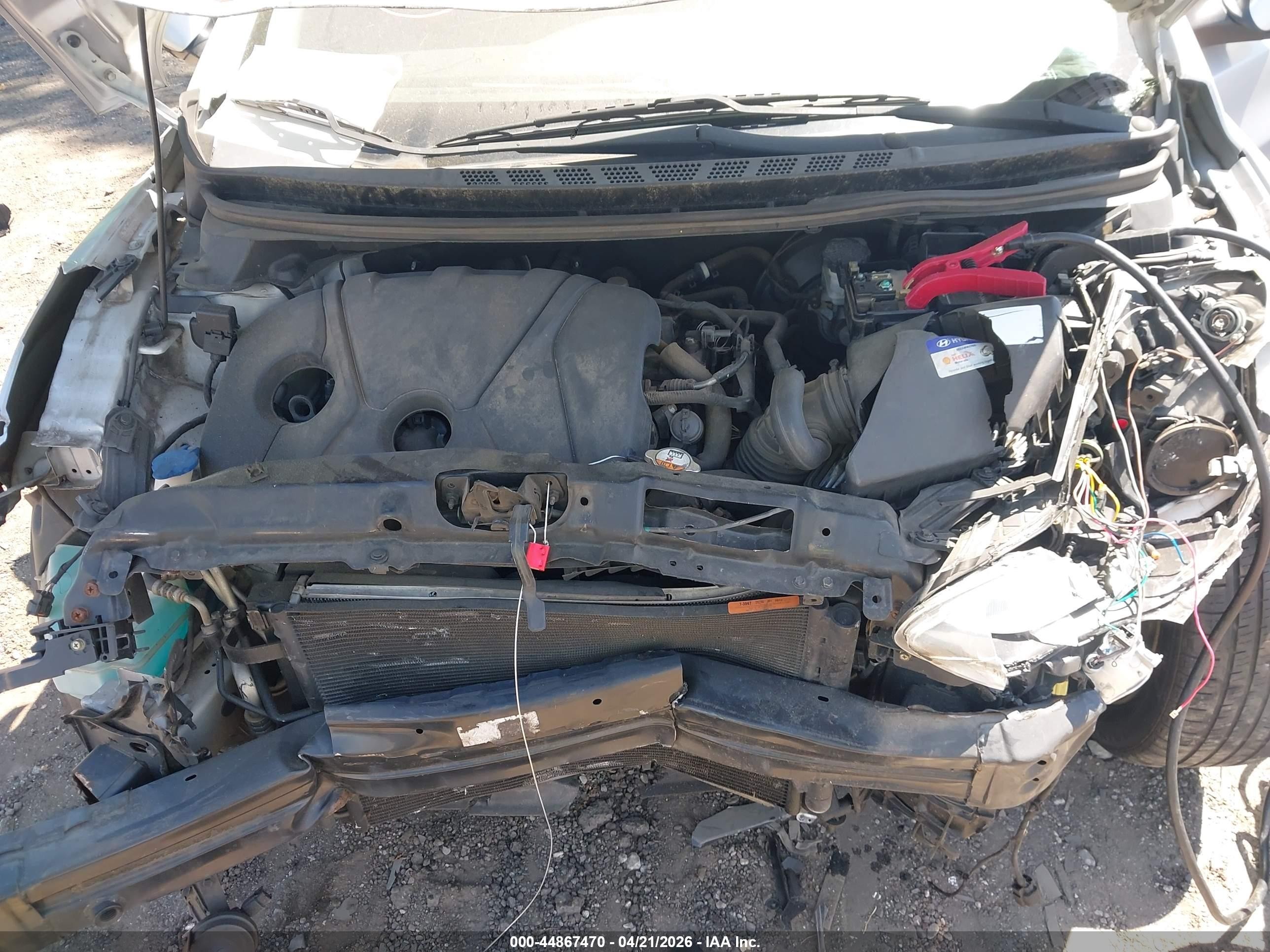 2013 Hyundai Elantra Gls Silver vin: KMHDH4AE7DU884508