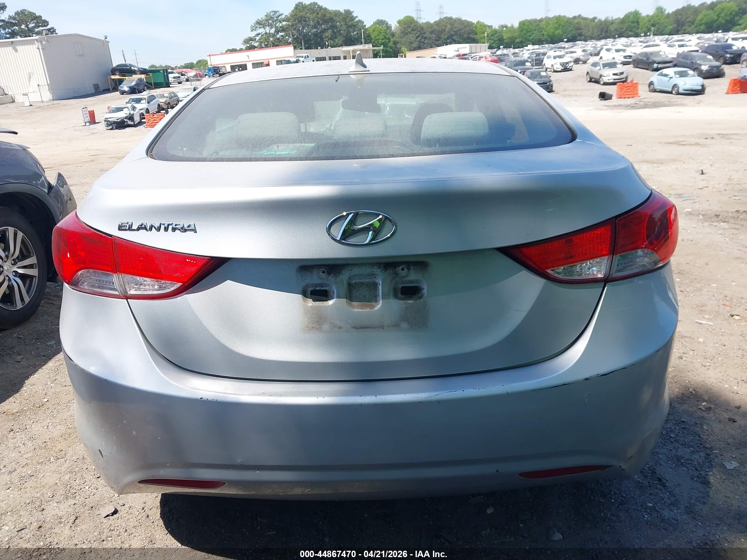 2013 Hyundai Elantra Gls Silver vin: KMHDH4AE7DU884508
