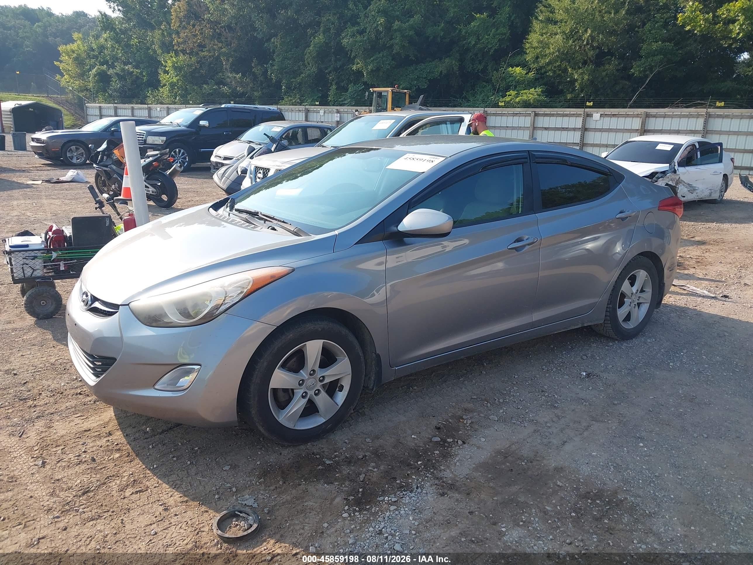 2013 Hyundai Elantra Gls Silver vin: KMHDH4AE7DU898098