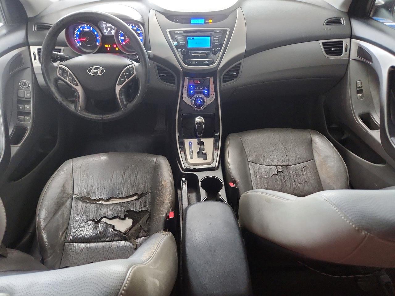 2013 Hyundai Elantra Limited Silver vin: KMHDH4AE7DU919452