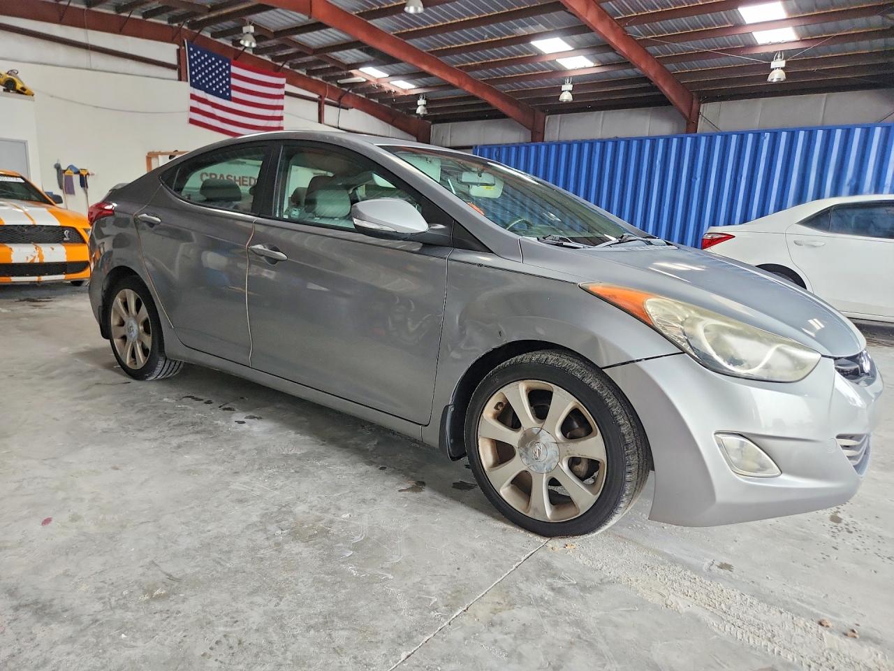 2013 Hyundai Elantra Limited Silver vin: KMHDH4AE7DU919452