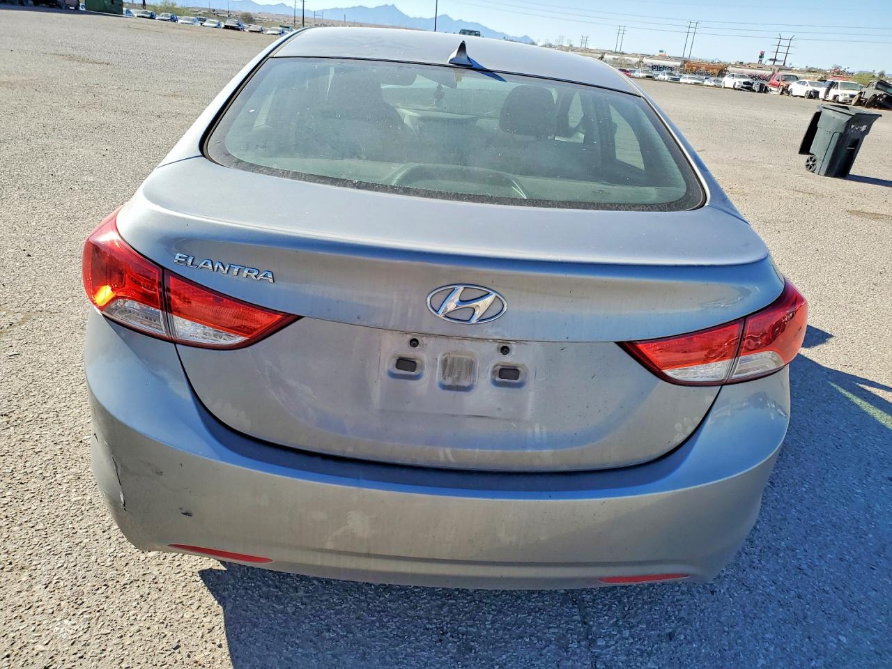 2013 Hyundai Elantra Charcoal vin: KMHDH4AE7DU928135