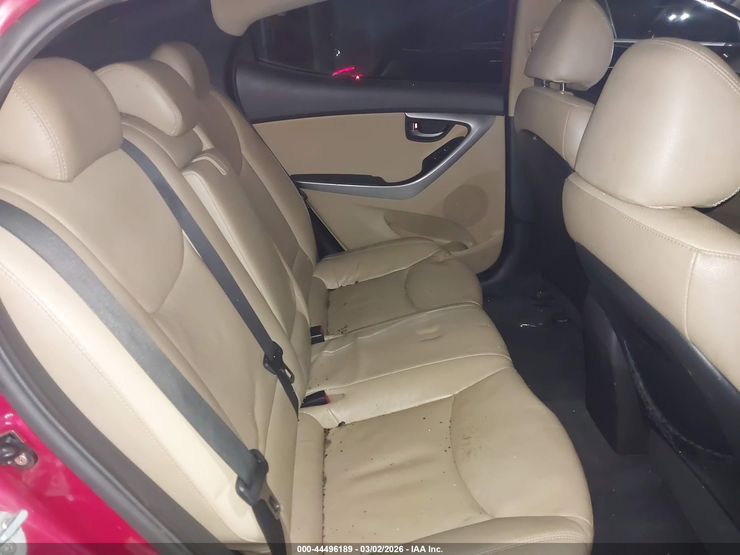 2013 Hyundai Elantra Limited Red vin: KMHDH4AE7DU942312