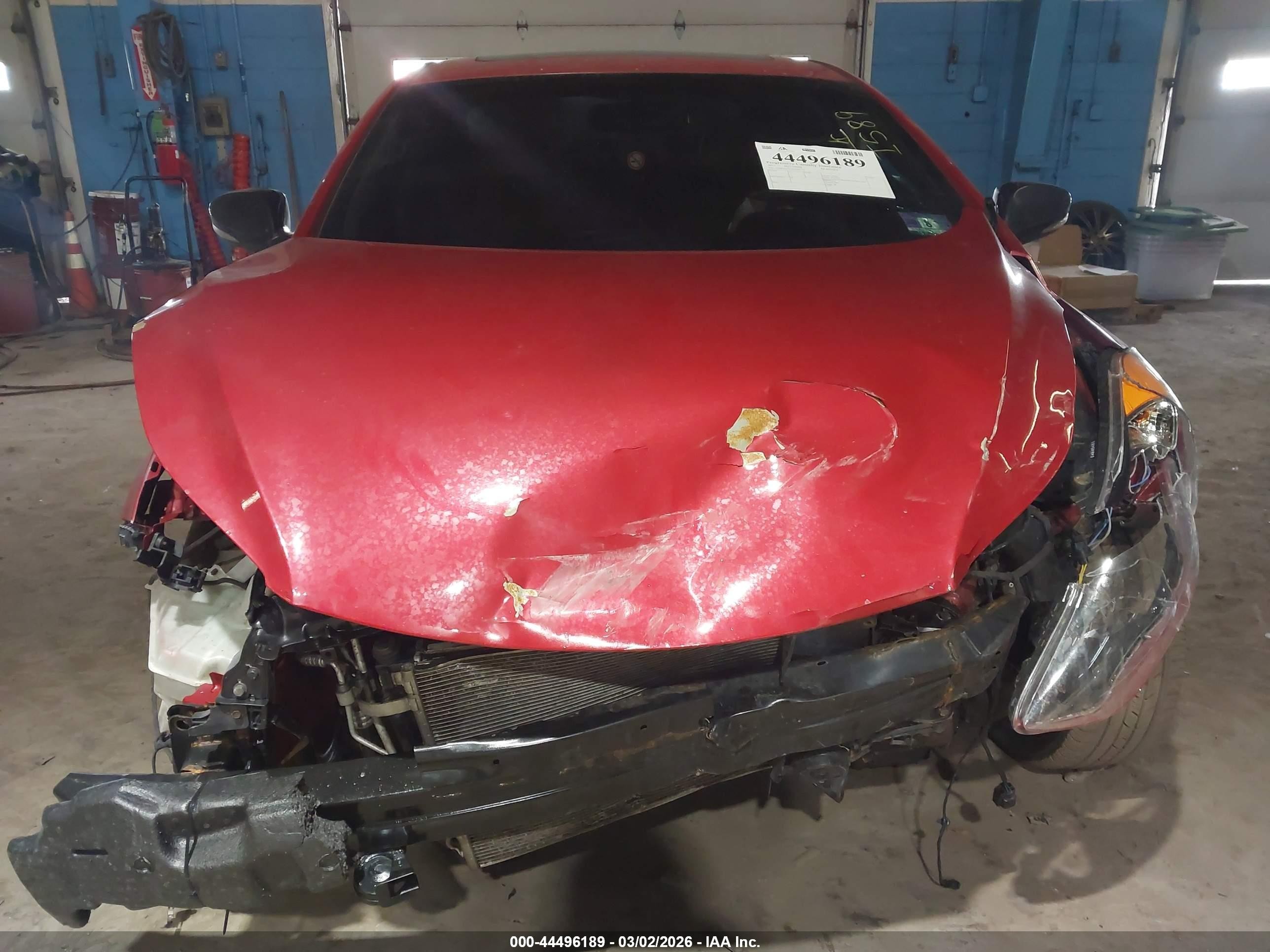 2013 Hyundai Elantra Limited Red vin: KMHDH4AE7DU942312