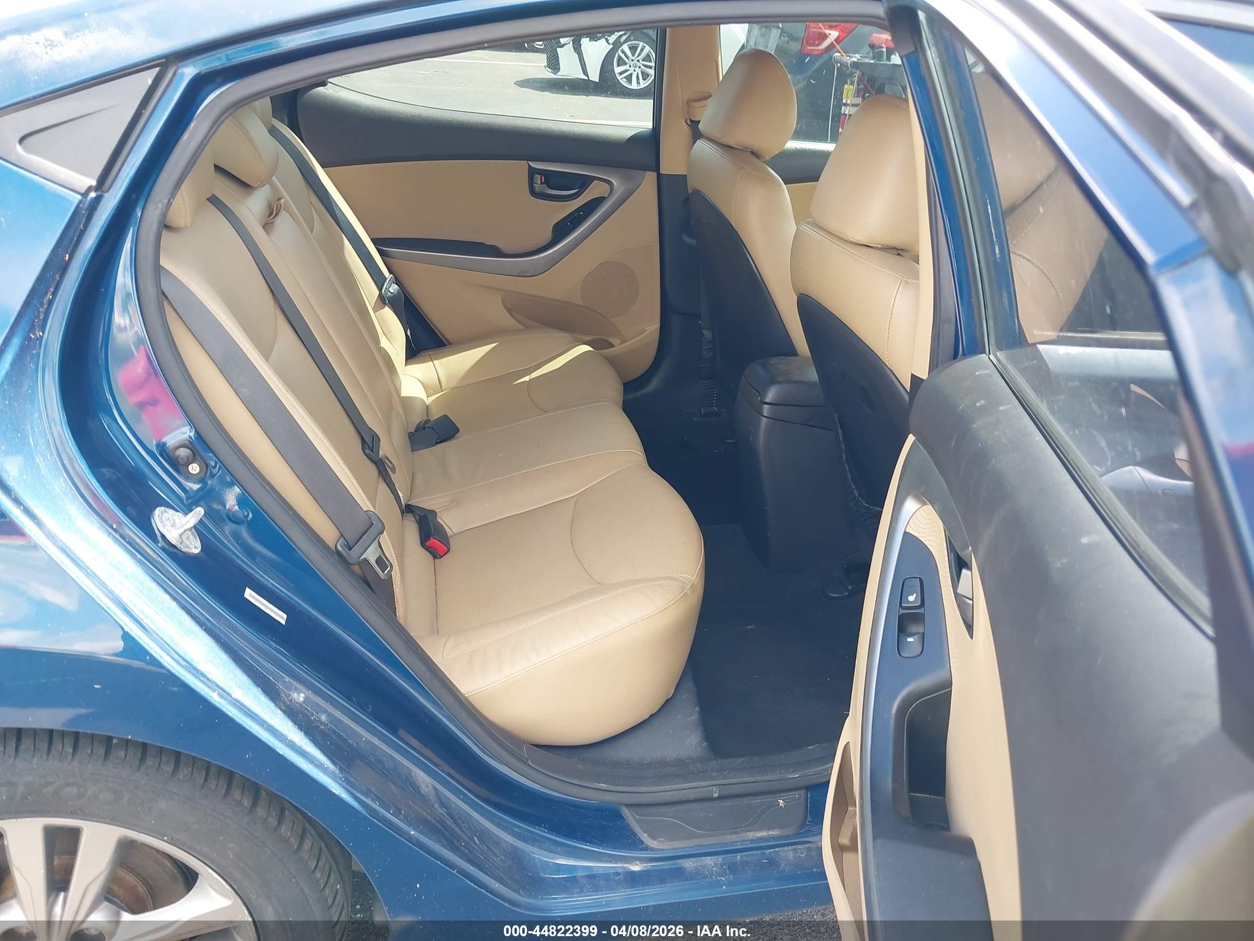 2013 Hyundai Elantra Limited Blue vin: KMHDH4AE7DU946084