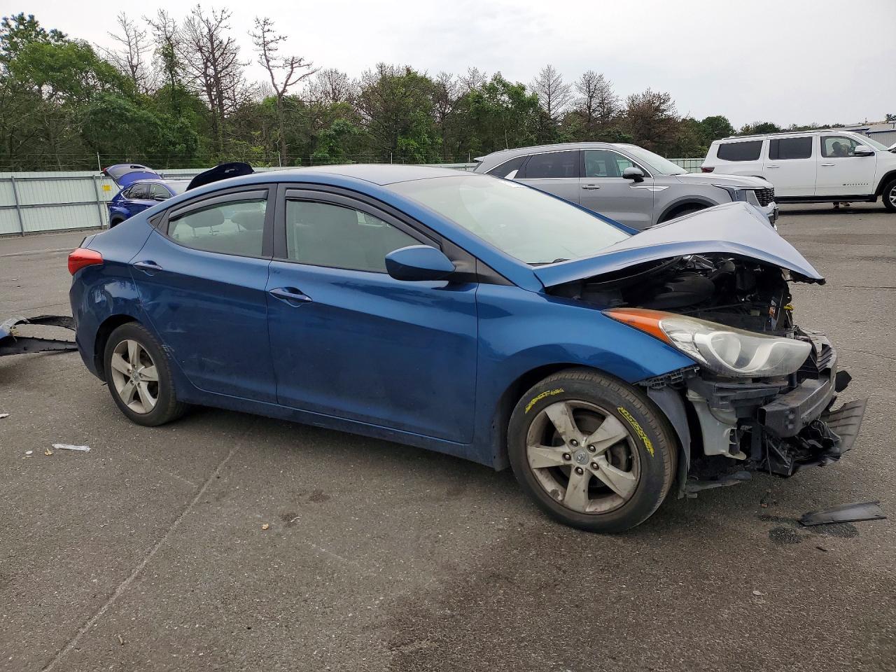 2013 Hyundai Elantra Gls Blue vin: KMHDH4AE7DU979473