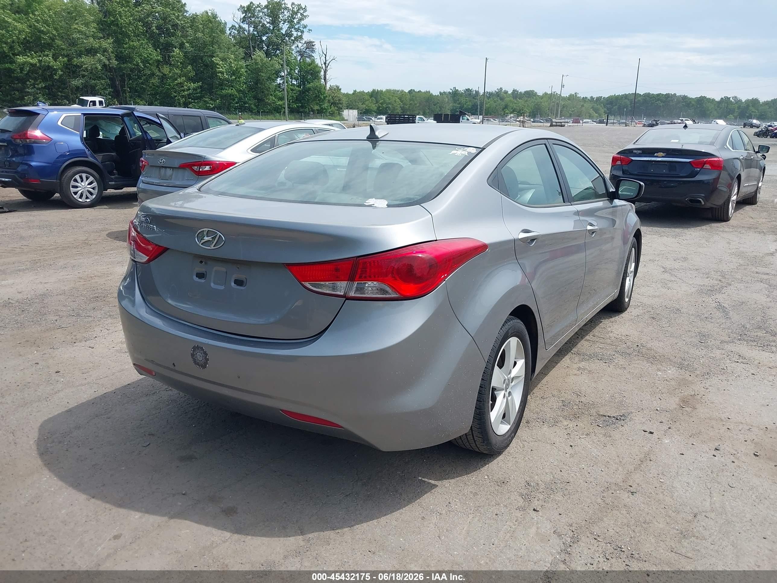 2013 Hyundai Elantra Gls Silver vin: KMHDH4AE7DU994197