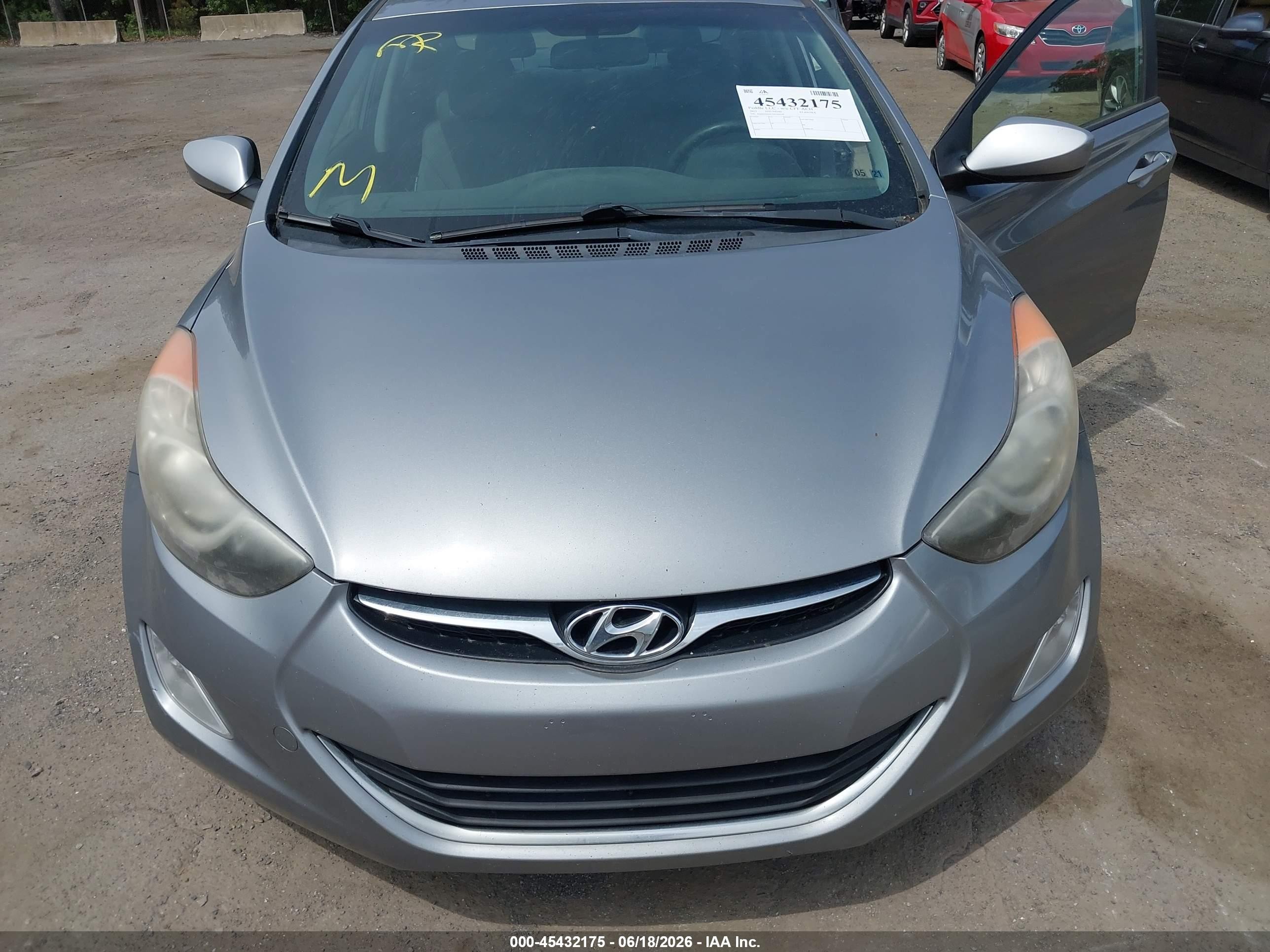 2013 Hyundai Elantra Gls Silver vin: KMHDH4AE7DU994197