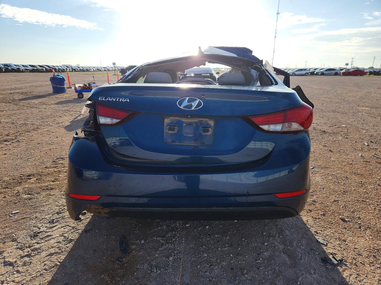 2014 Hyundai Elantra Se Blue vin: KMHDH4AE7EU060848